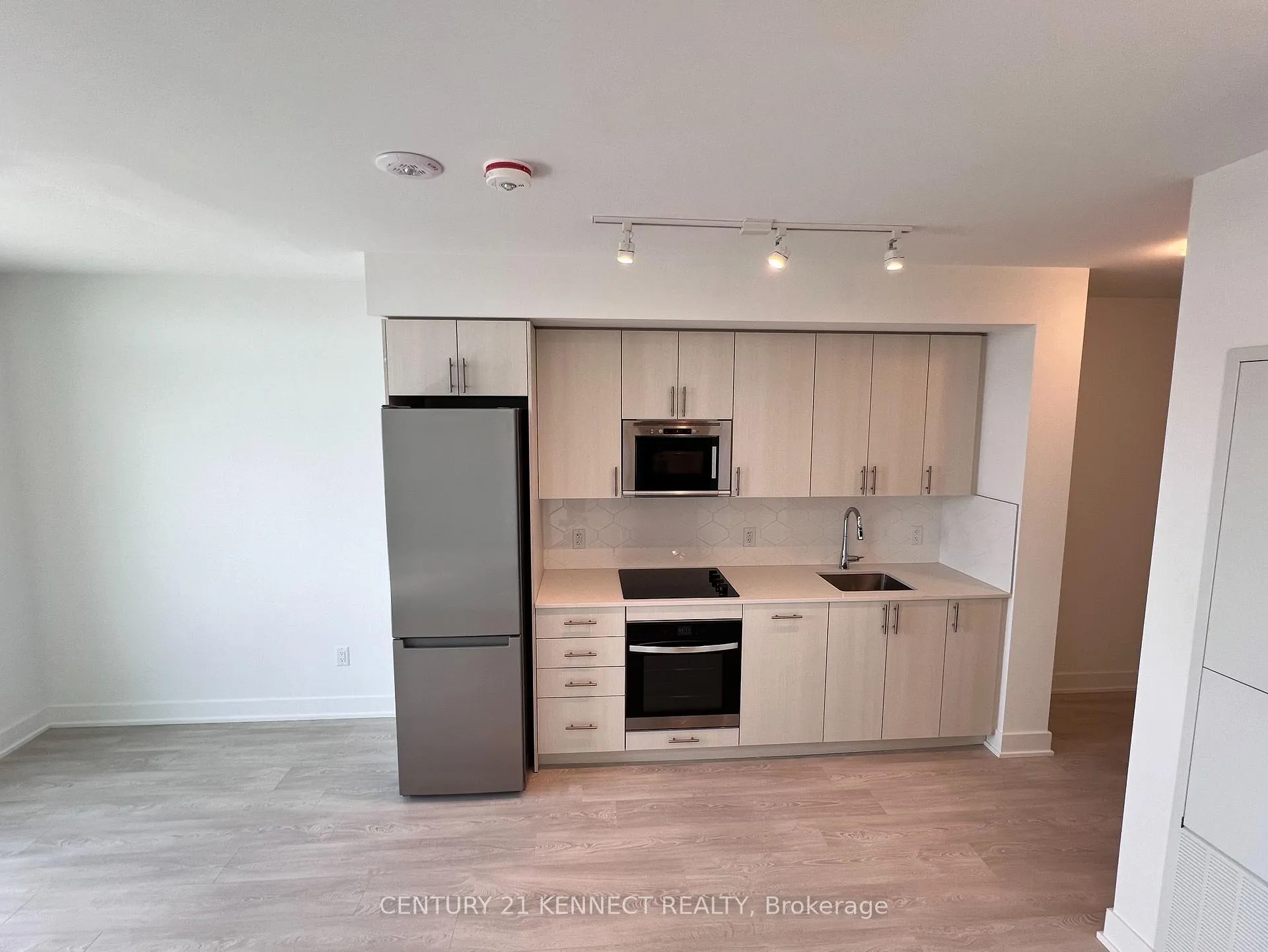Photo 7 of Unit 339, 2545 Simcoe Street N, Oshawa, Windfields — HOMEH