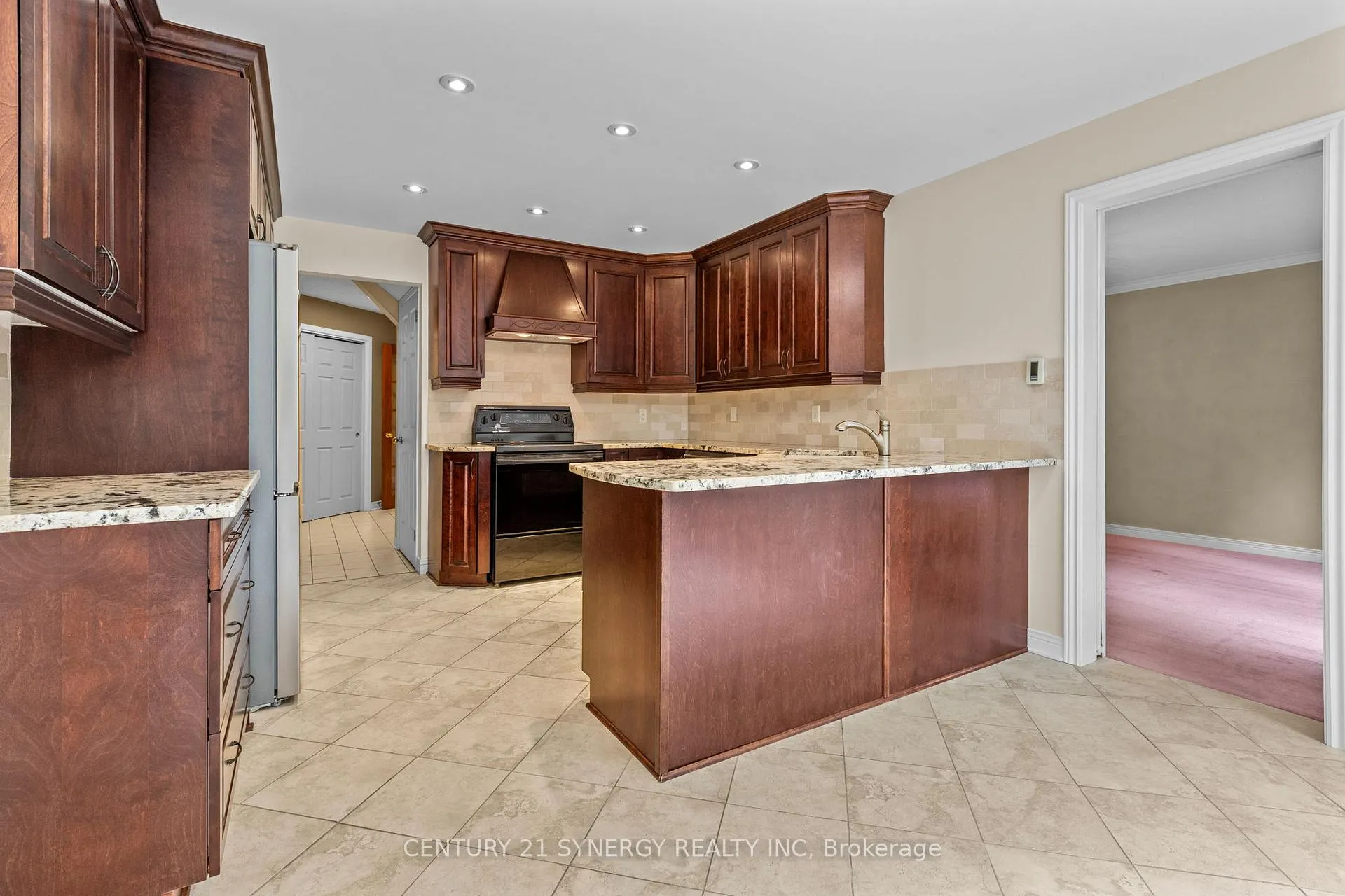 Photo 12 of 6 Fessenden Way, Ottawa, Kanata - Katimavik — HOMEH