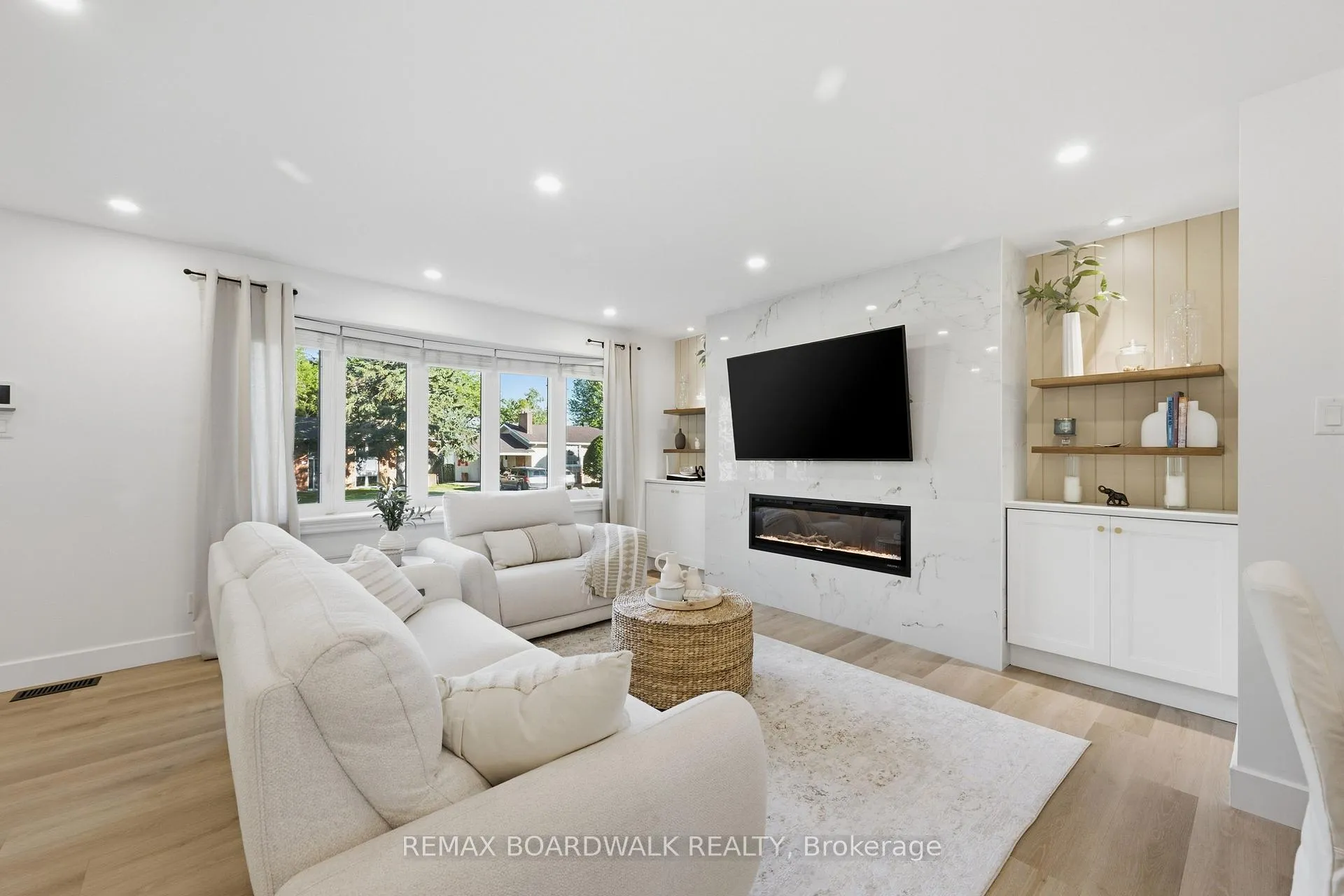 Photo 10 of 159 Banning Road, Ottawa, Kanata - Glencairn/Hazeldean — HOMEH
