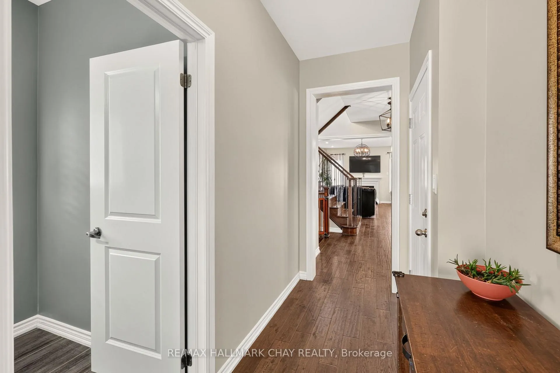 Photo 21 of 16 Dowling Road, New Tecumseth, Alliston — HOMEH