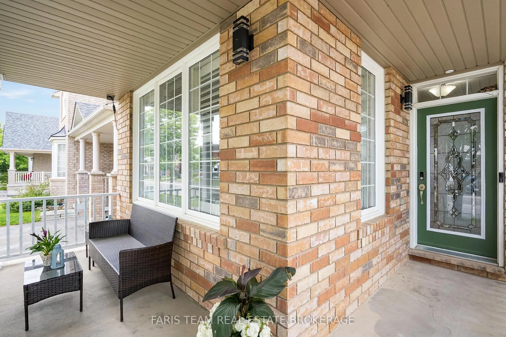 Photo 5 of 26 Kidd Crescent, New Tecumseth, Alliston — HOMEH