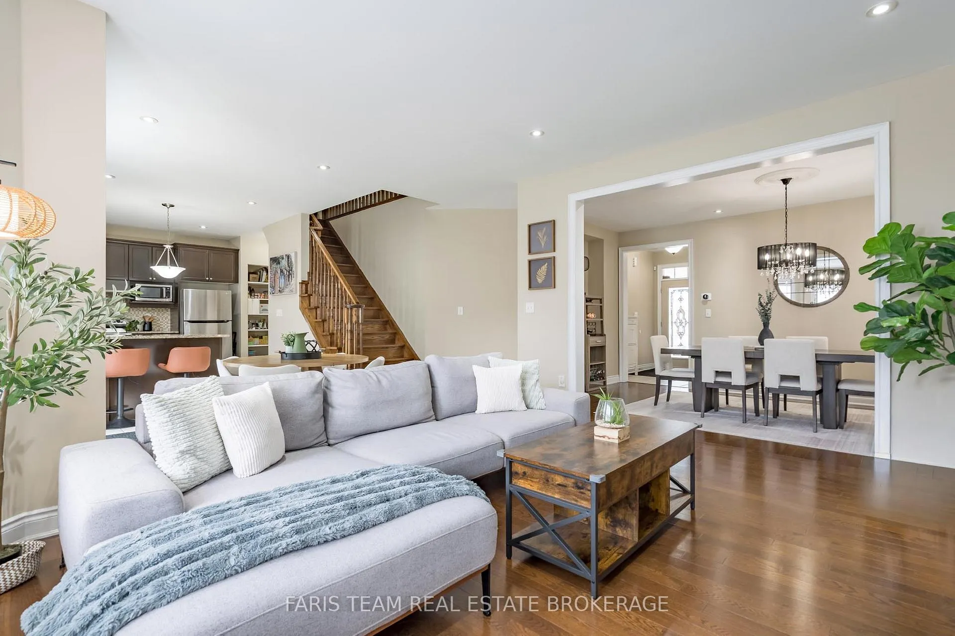 Photo 17 of 26 Kidd Crescent, New Tecumseth, Alliston — HOMEH