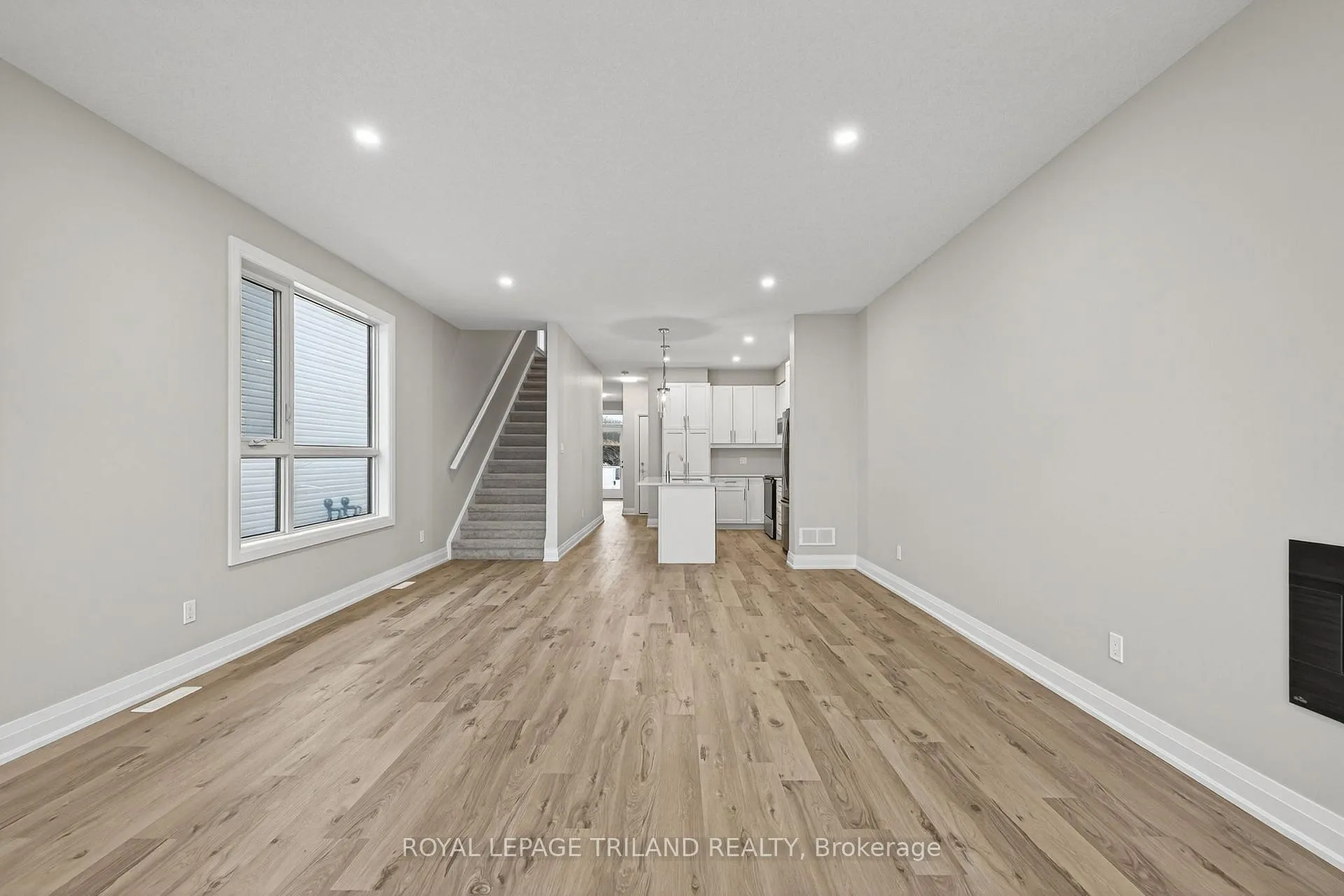Photo 17 of 758 Banyan Lane, London, North E — HOMEH