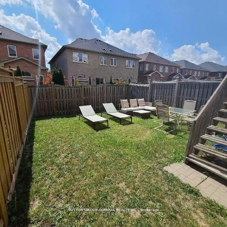 Photo 23 of 111 Maple Valley Road, Vaughan, Patterson — HOMEH