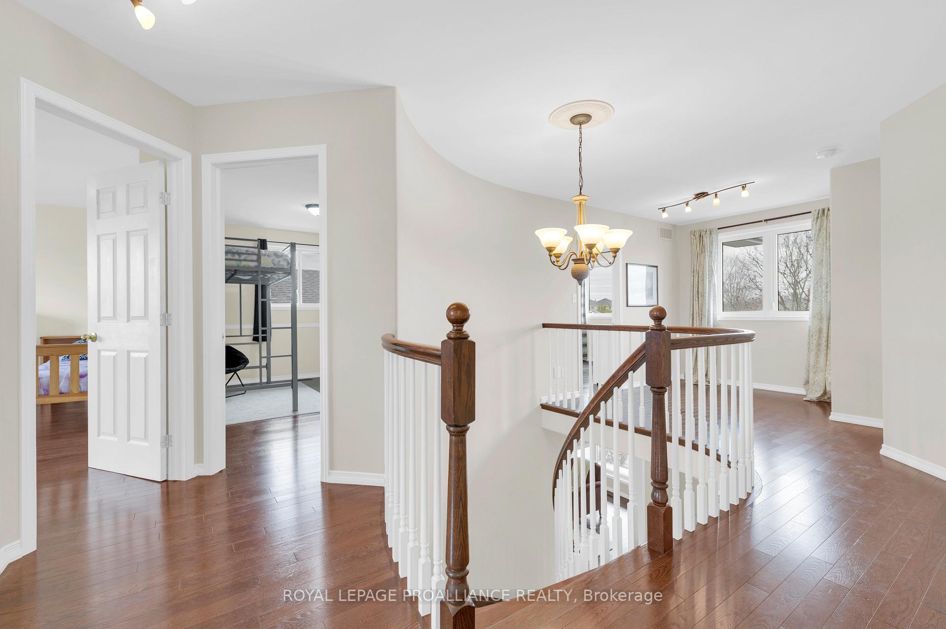 Photo 24 of 91 Hickory Grove, Belleville, Belleville Ward — HOMEH