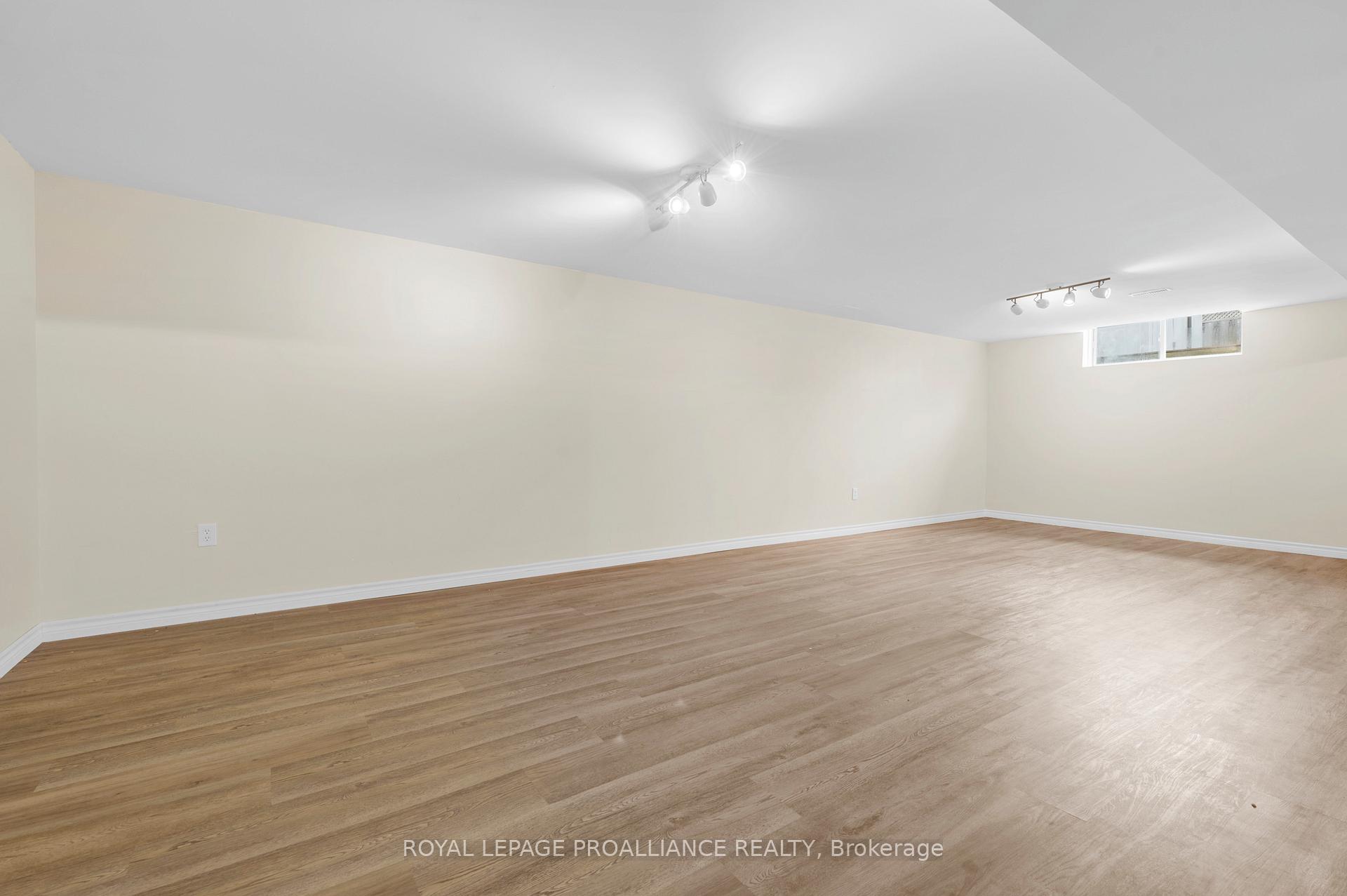 Photo 32 of 91 Hickory Grove, Belleville, Belleville Ward — HOMEH