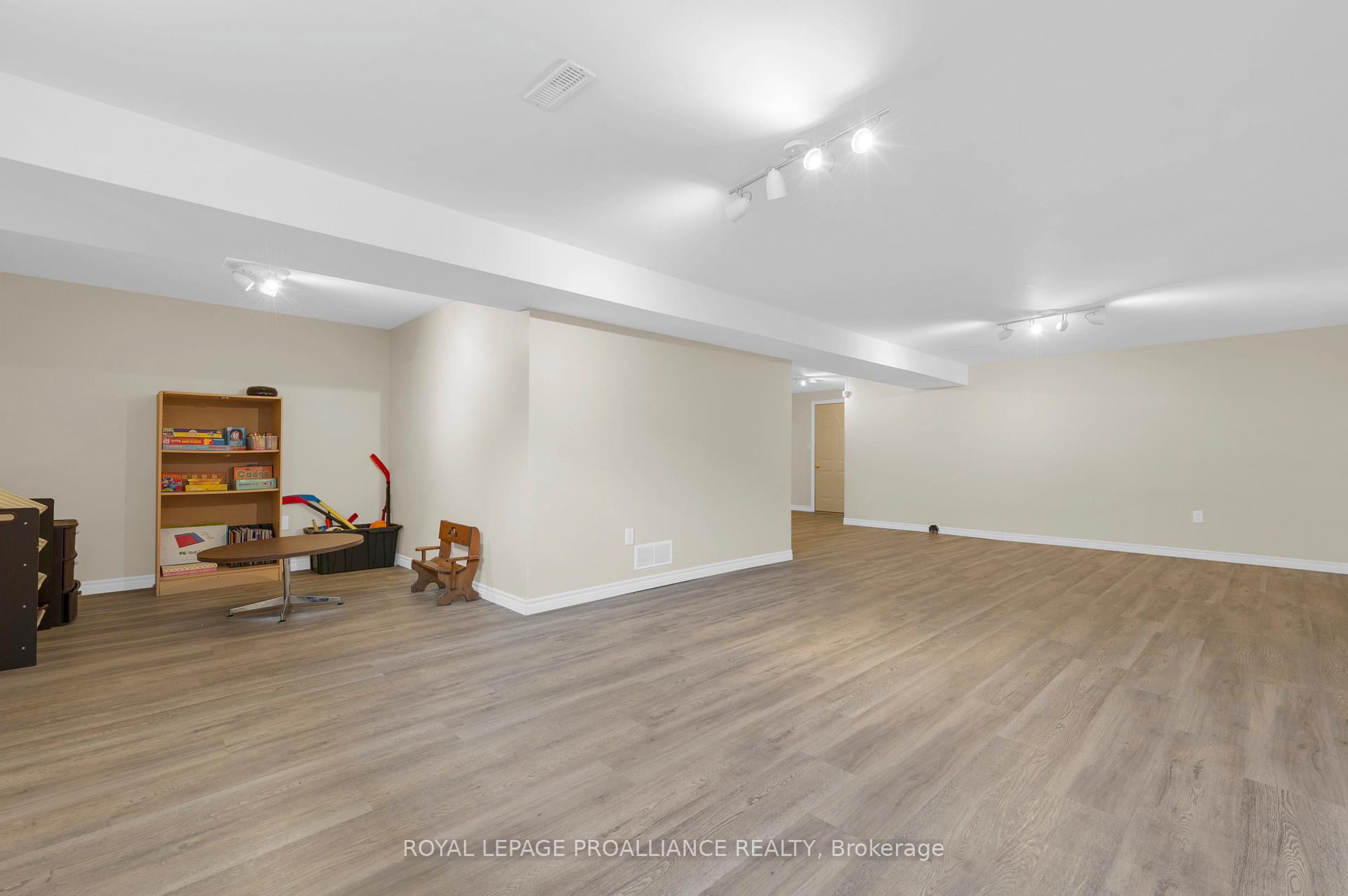 Photo 34 of 91 Hickory Grove, Belleville, Belleville Ward — HOMEH