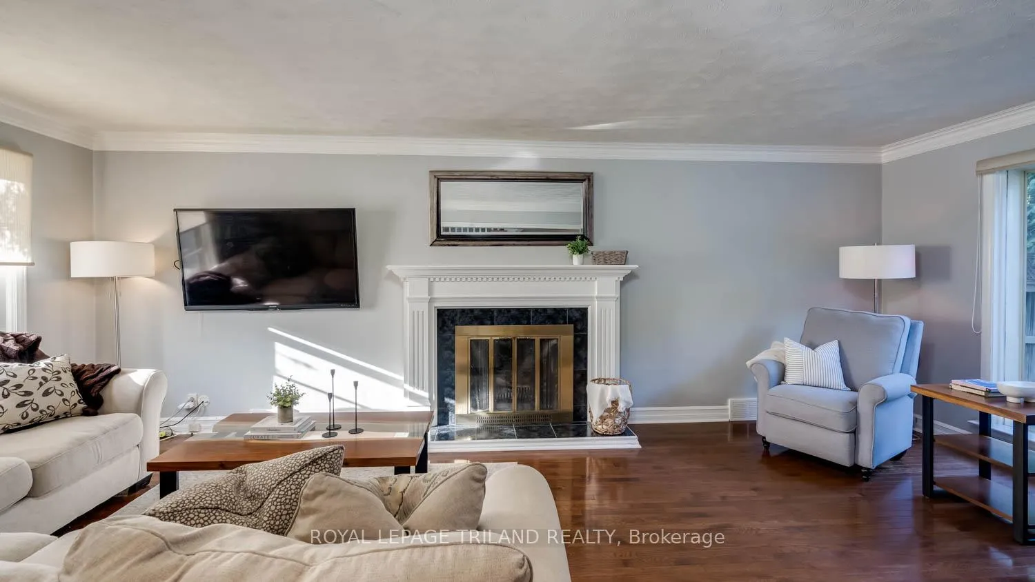 Photo 6 of 23 Braemar Crescent, London, North N — HOMEH