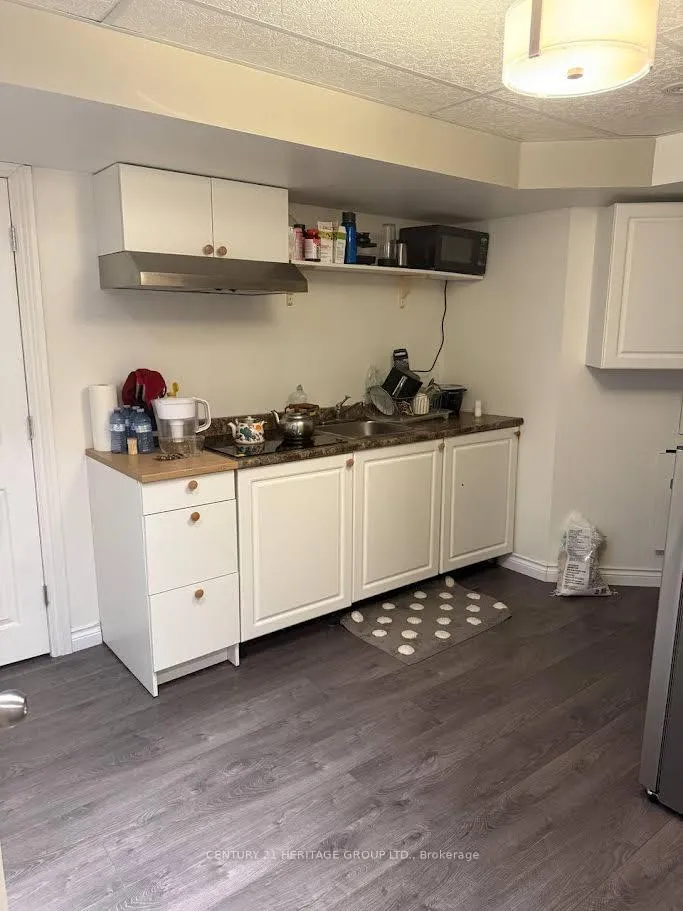Photo 1 of Unit Bsmt, 458 Hewitt Circle, Newmarket, Summerhill Estates — HOMEH