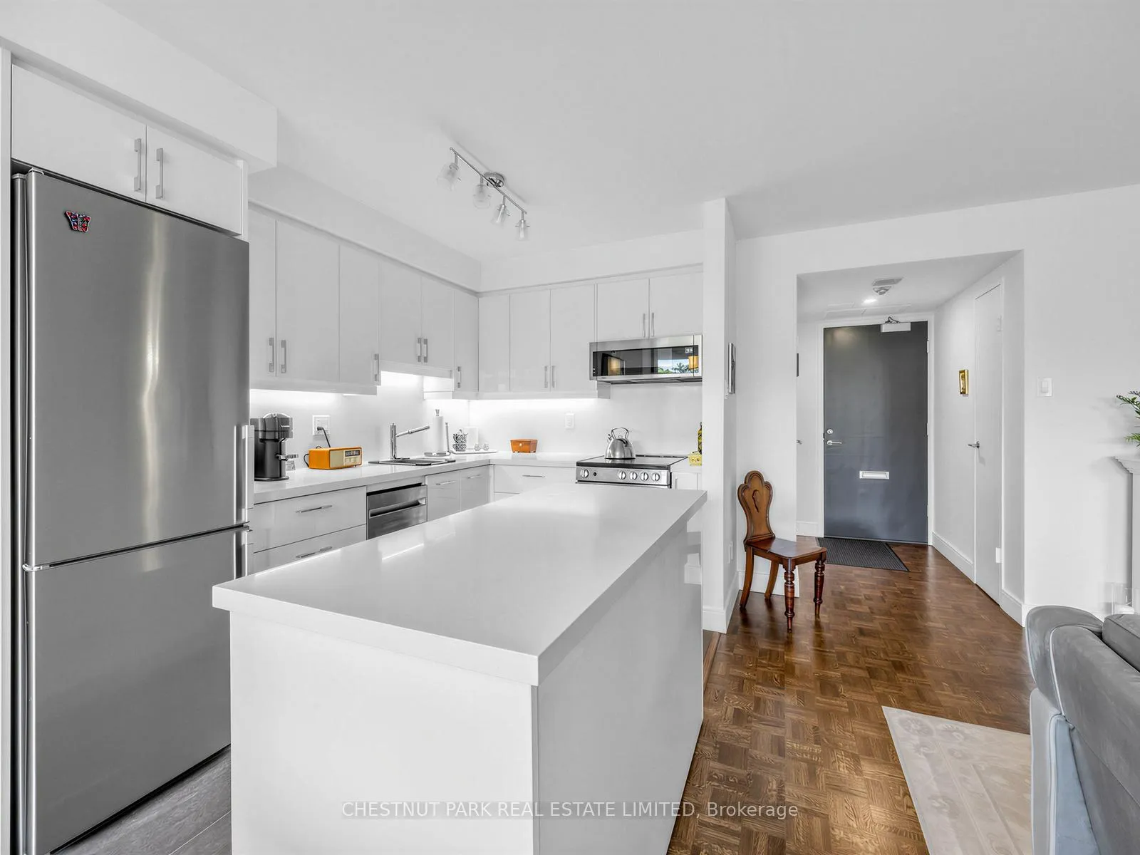 Photo 12 of Unit 402, 20 Avoca Avenue, Toronto, Rosedale-Moore Park — HOMEH