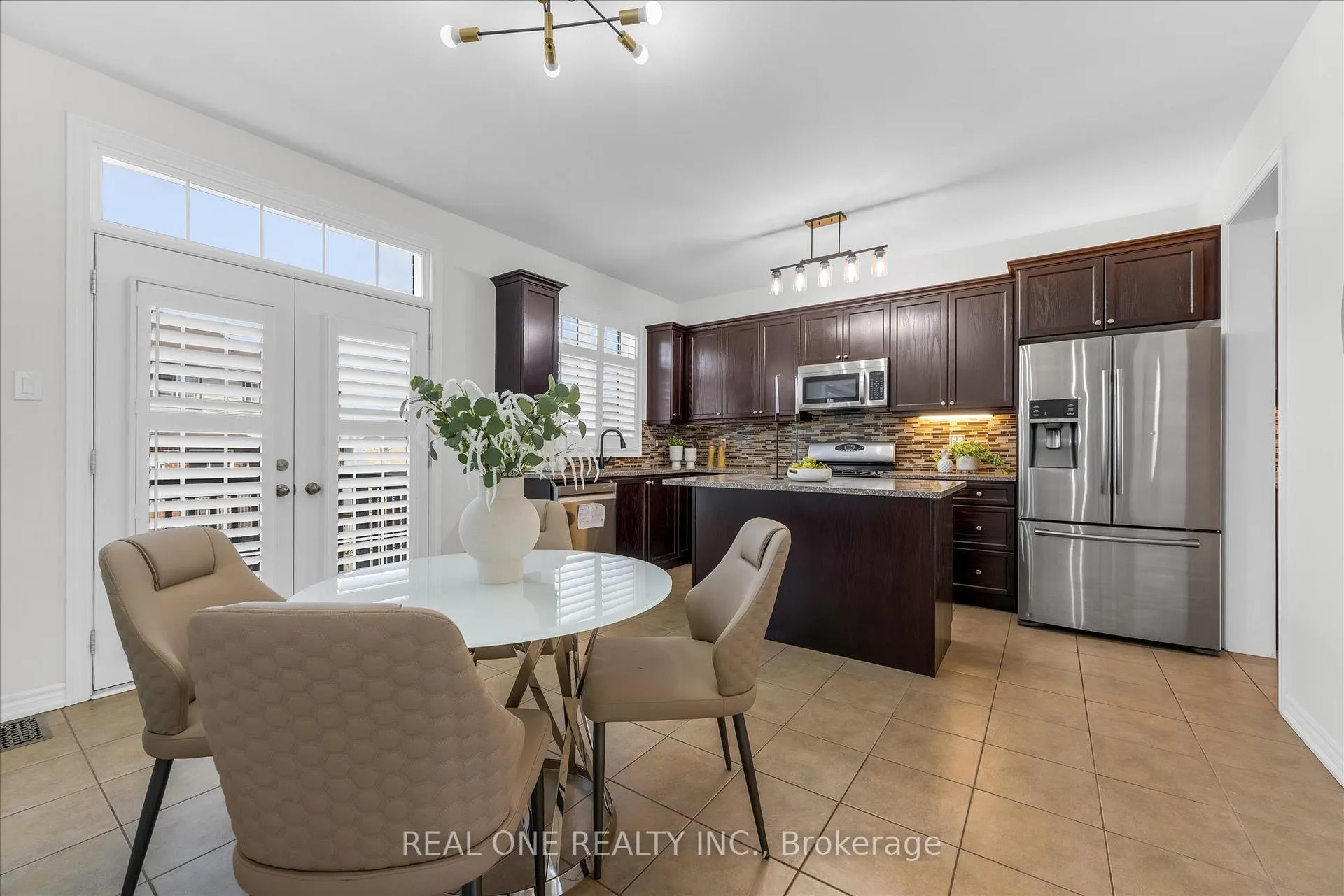 Photo 11 of 556 Sanderson Crescent, Milton, Clarke — HOMEH