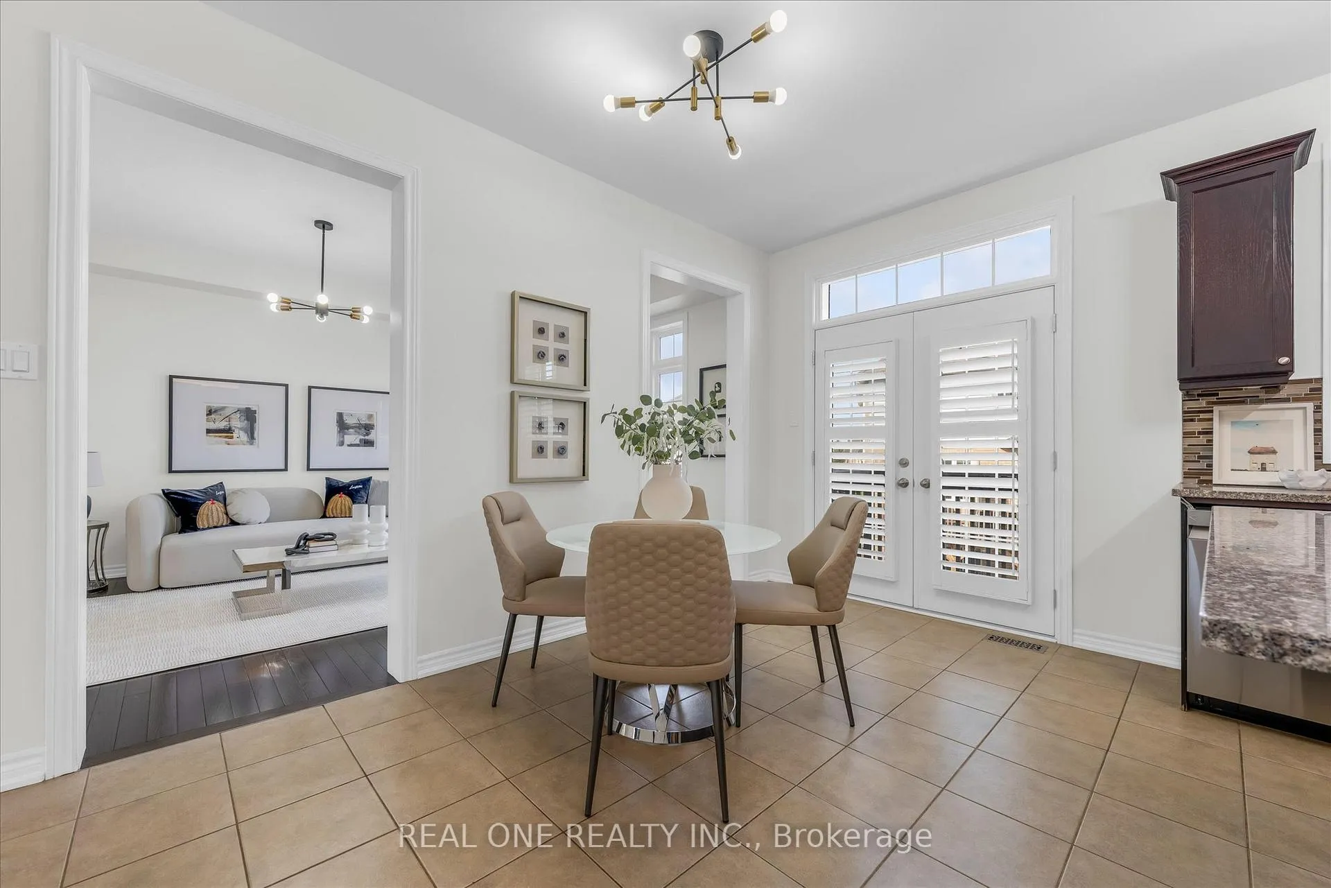 Photo 12 of 556 Sanderson Crescent, Milton, Clarke — HOMEH