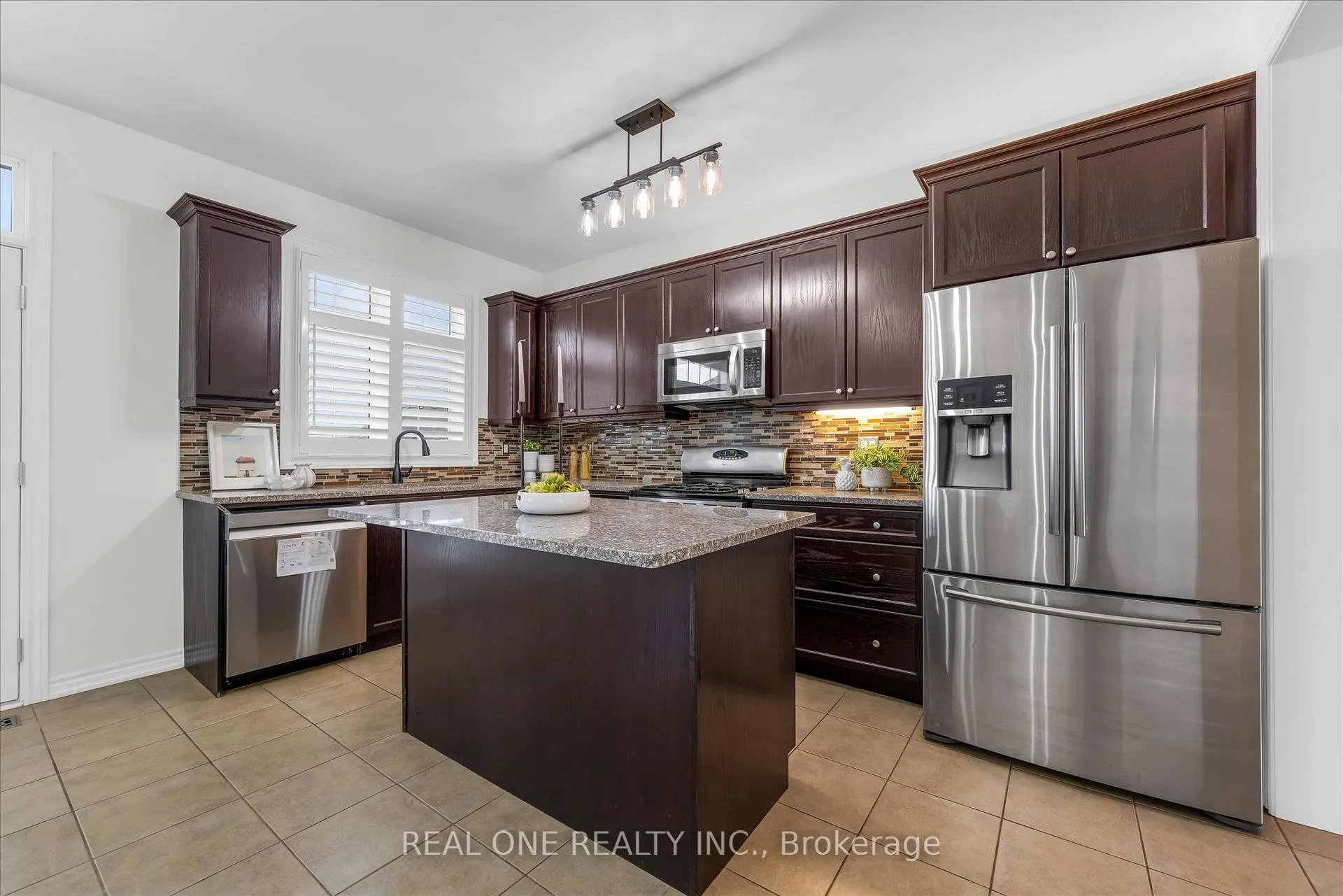 Photo 14 of 556 Sanderson Crescent, Milton, Clarke — HOMEH