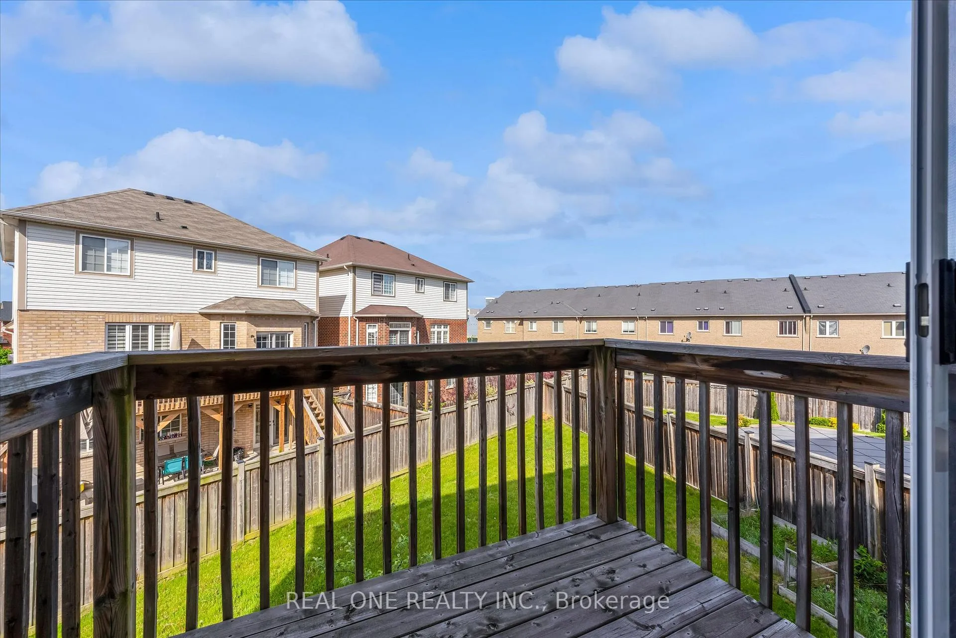 Photo 15 of 556 Sanderson Crescent, Milton, Clarke — HOMEH