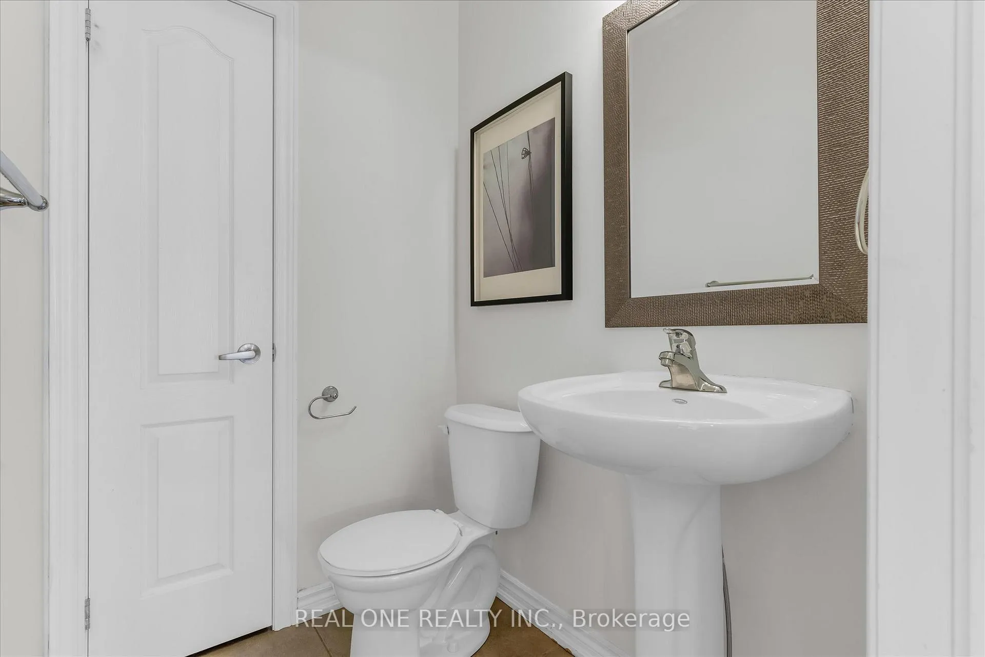 Photo 18 of 556 Sanderson Crescent, Milton, Clarke — HOMEH