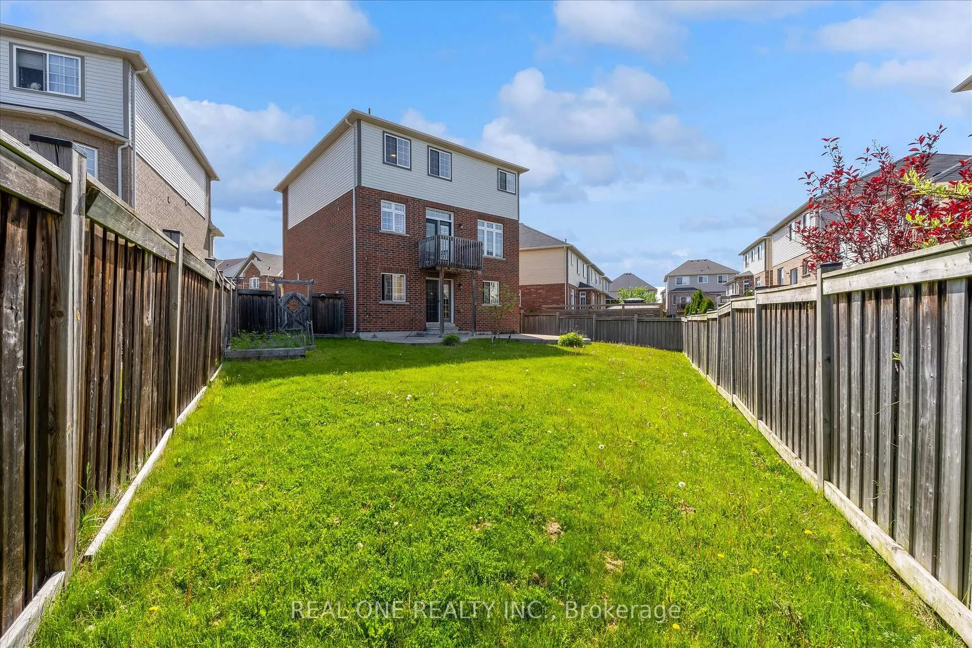 Photo 36 of 556 Sanderson Crescent, Milton, Clarke — HOMEH