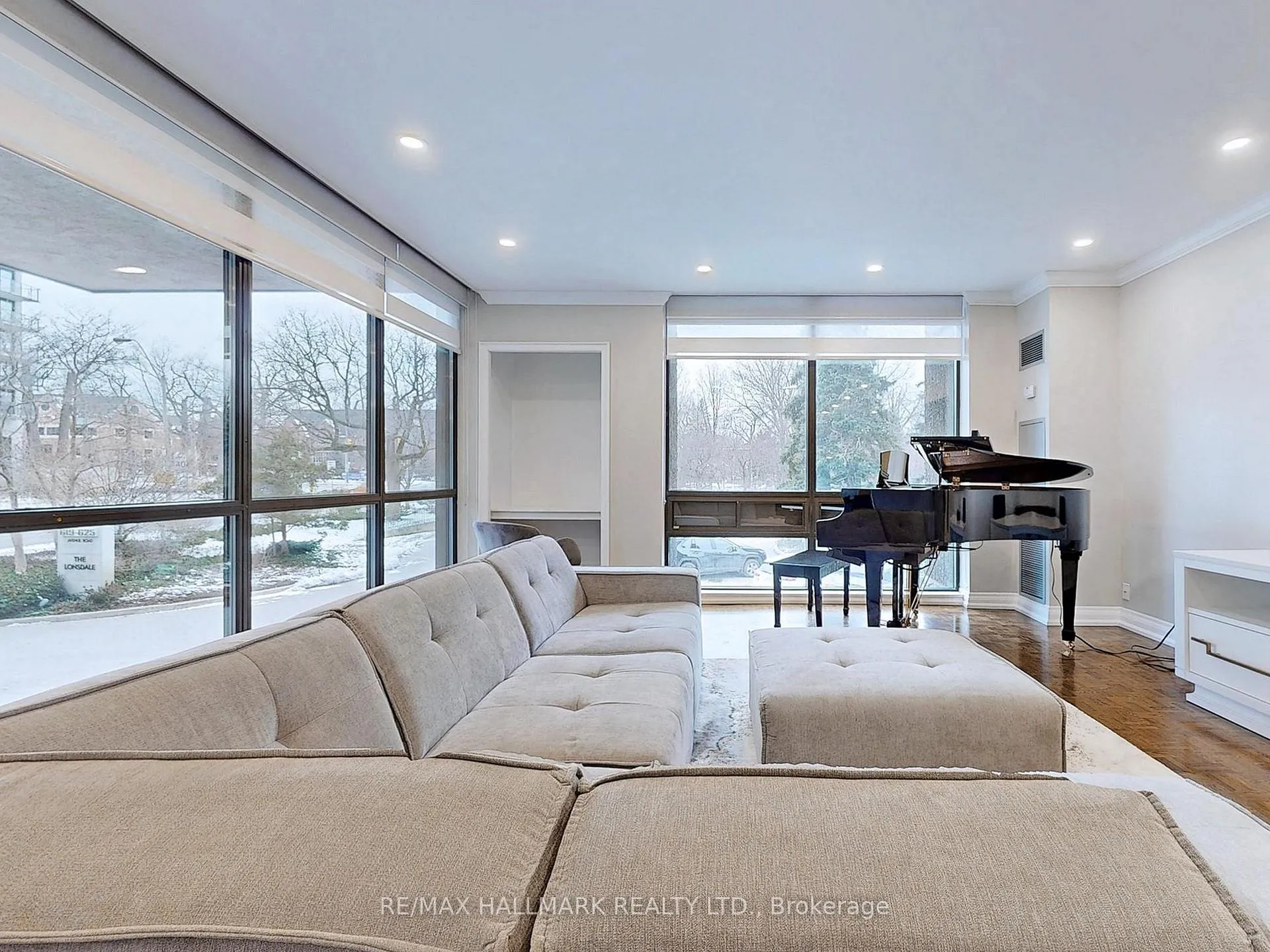 Photo 15 of Unit 201, 619 Avenue Road, Toronto, Yonge-St. Clair — HOMEH
