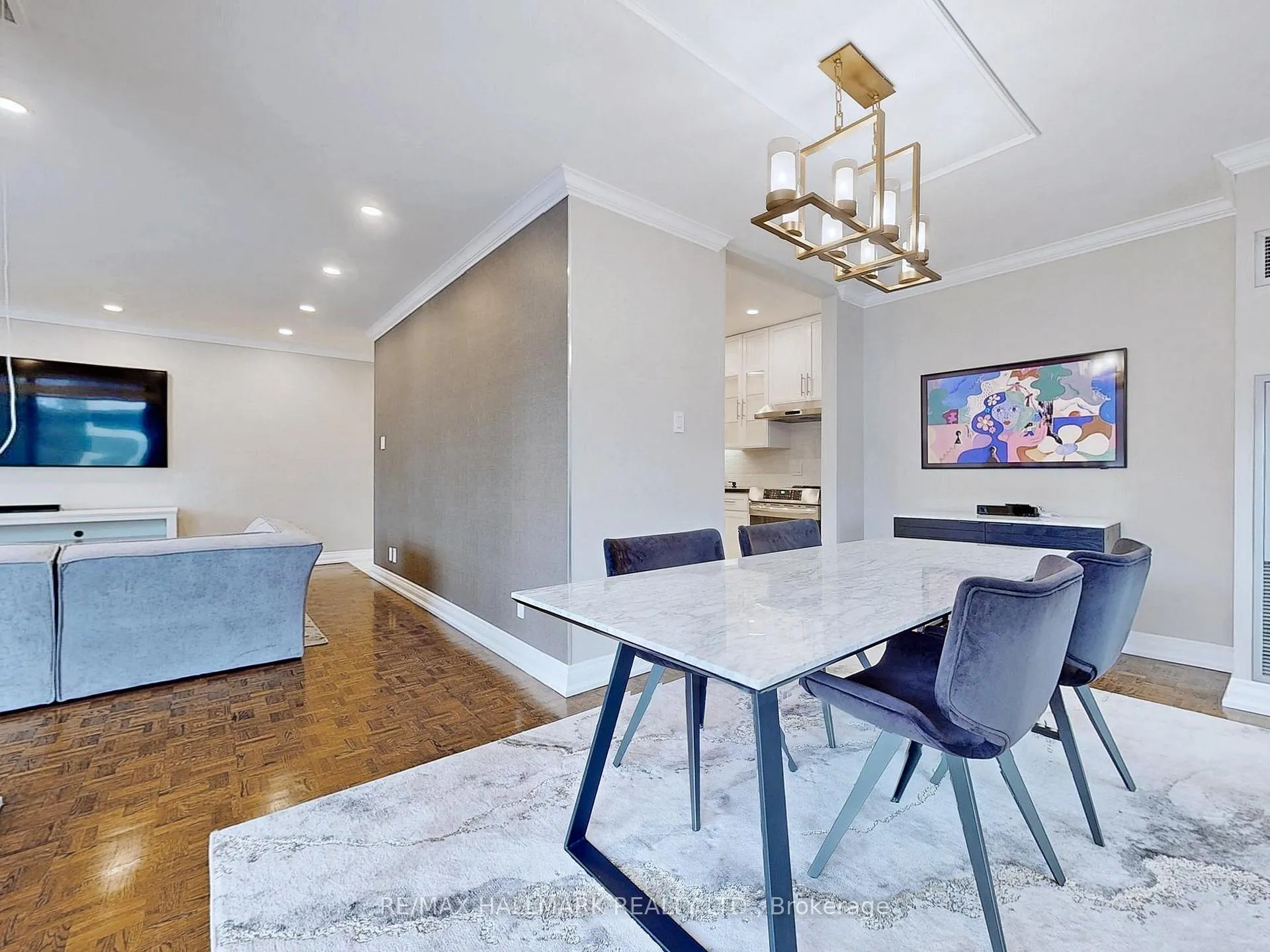 Photo 18 of Unit 201, 619 Avenue Road, Toronto, Yonge-St. Clair — HOMEH