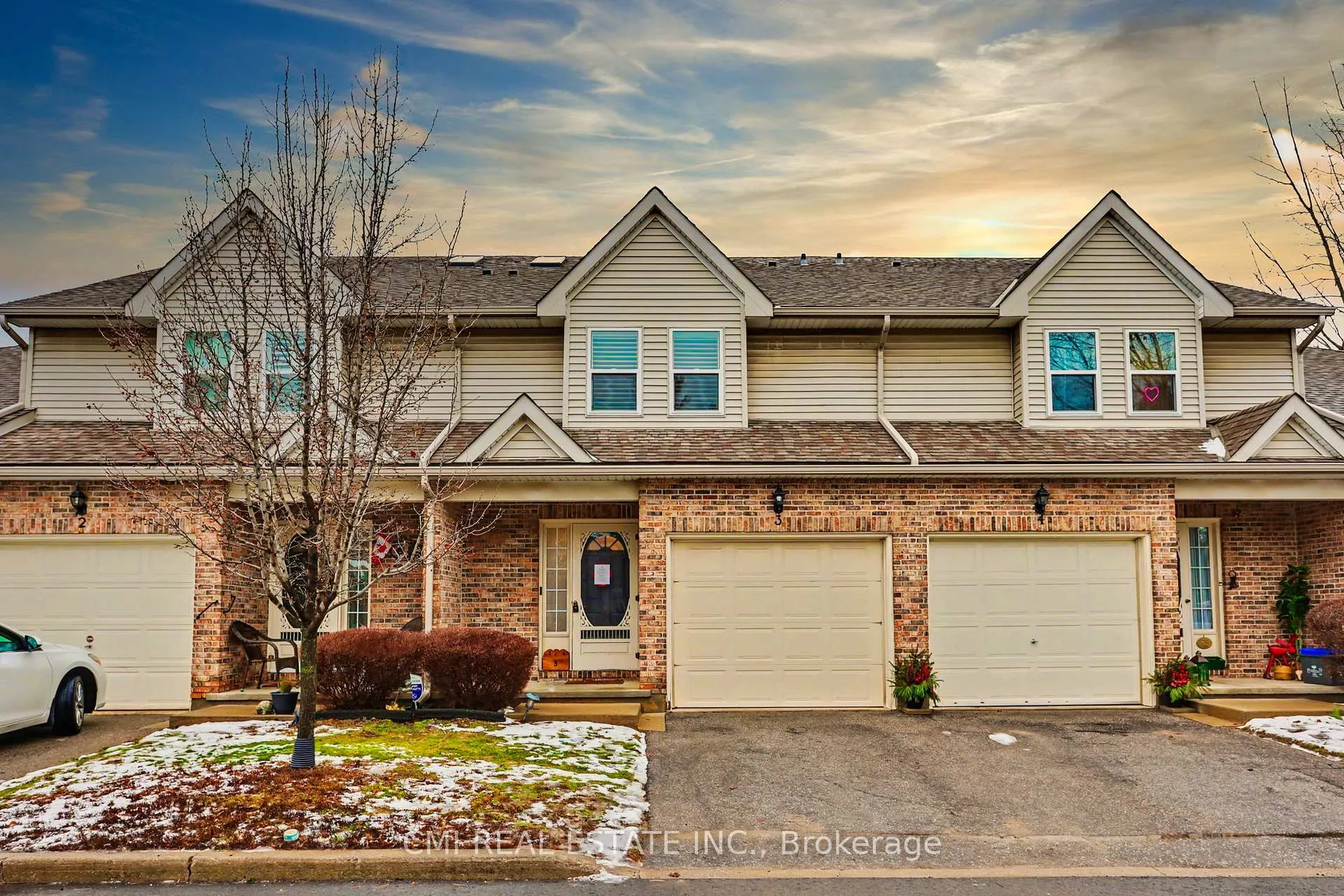 Photo of Unit 3, 5070 Drummond Road