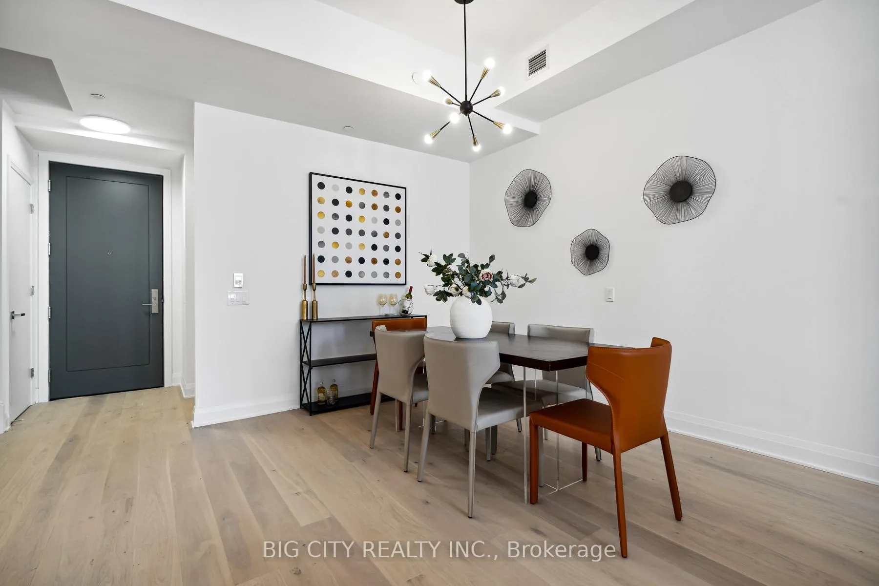 Photo 7 of Unit TH01, 33 Frederick Todd Way, Toronto, Thorncliffe Park — HOMEH