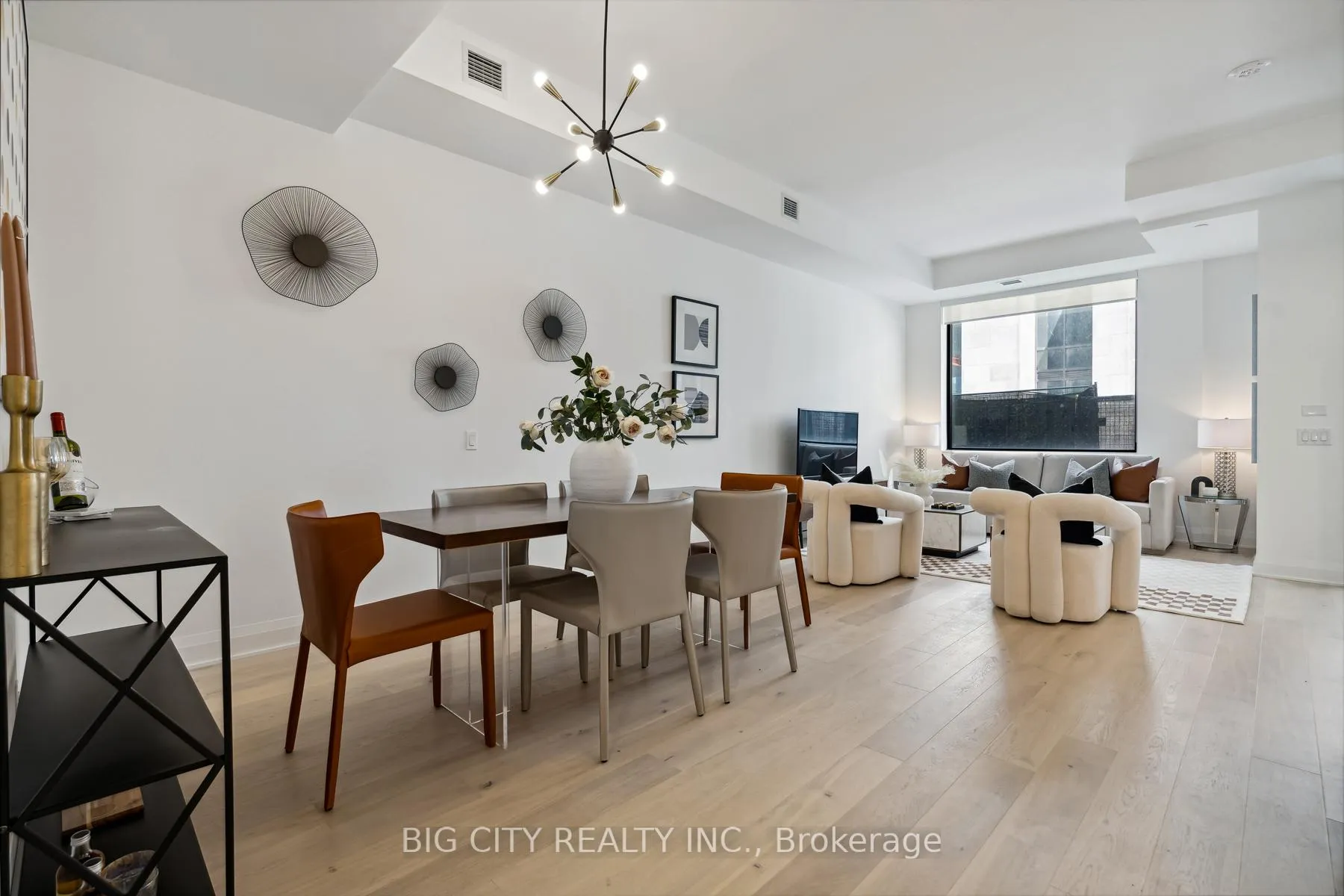 Photo 8 of Unit TH01, 33 Frederick Todd Way, Toronto, Thorncliffe Park — HOMEH