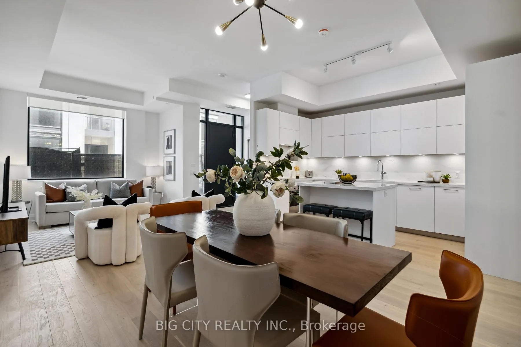 Photo 9 of Unit TH01, 33 Frederick Todd Way, Toronto, Thorncliffe Park — HOMEH
