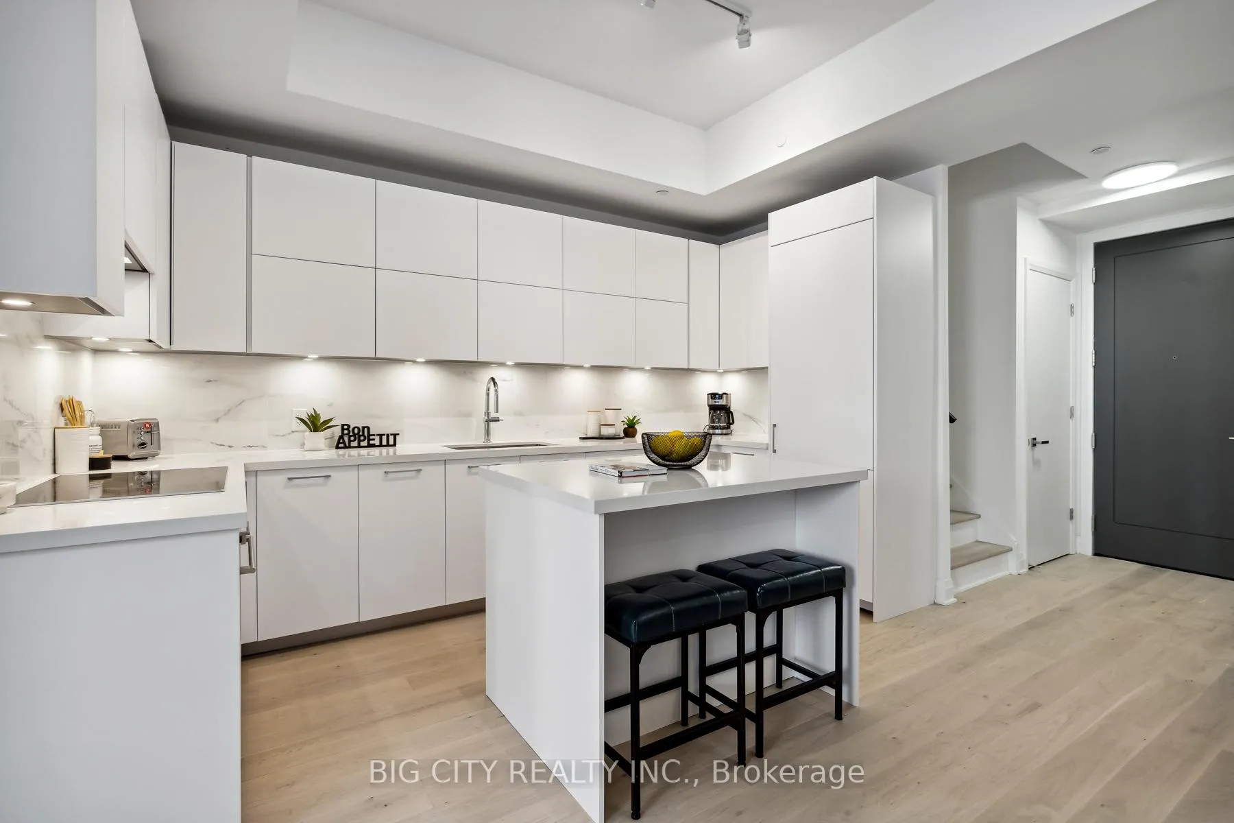 Photo 10 of Unit TH01, 33 Frederick Todd Way, Toronto, Thorncliffe Park — HOMEH