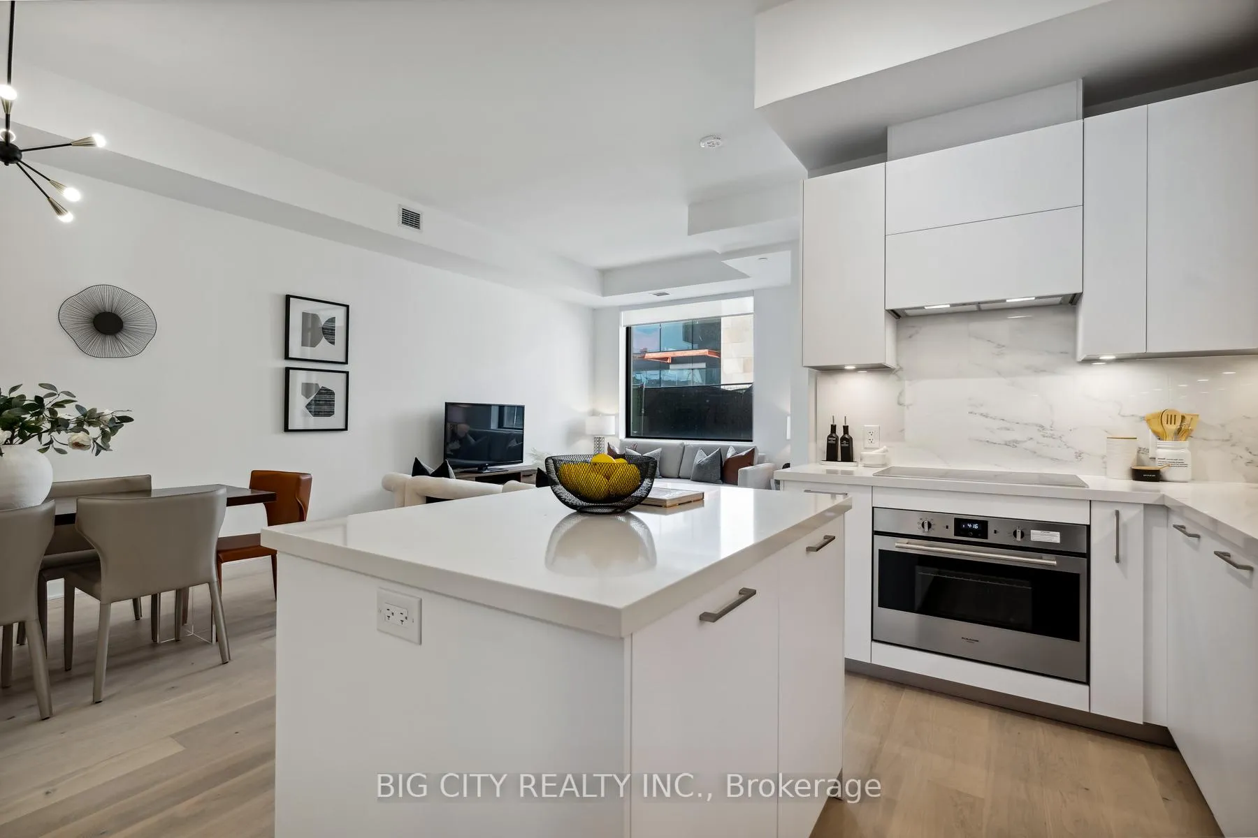 Photo 12 of Unit TH01, 33 Frederick Todd Way, Toronto, Thorncliffe Park — HOMEH