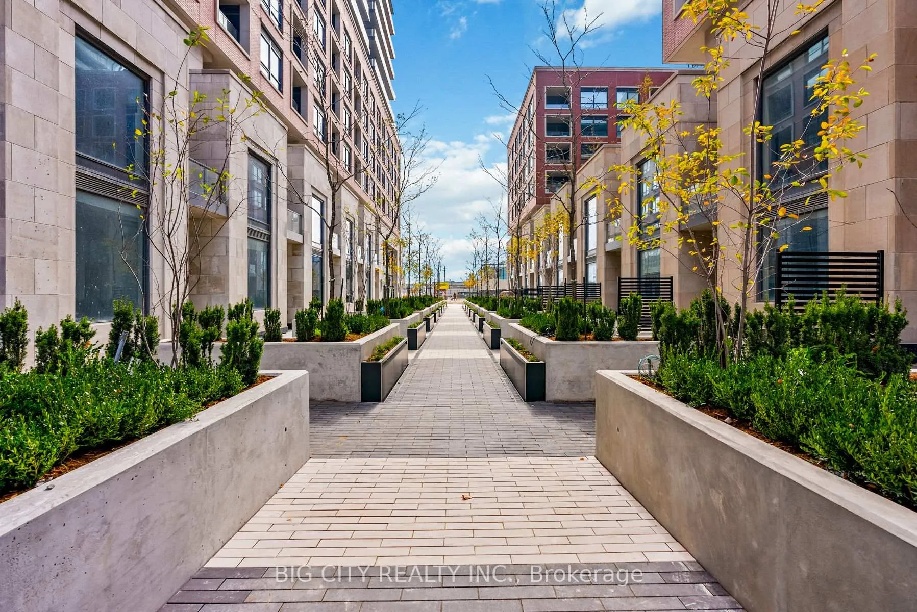 Photo 35 of Unit TH01, 33 Frederick Todd Way, Toronto, Thorncliffe Park — HOMEH