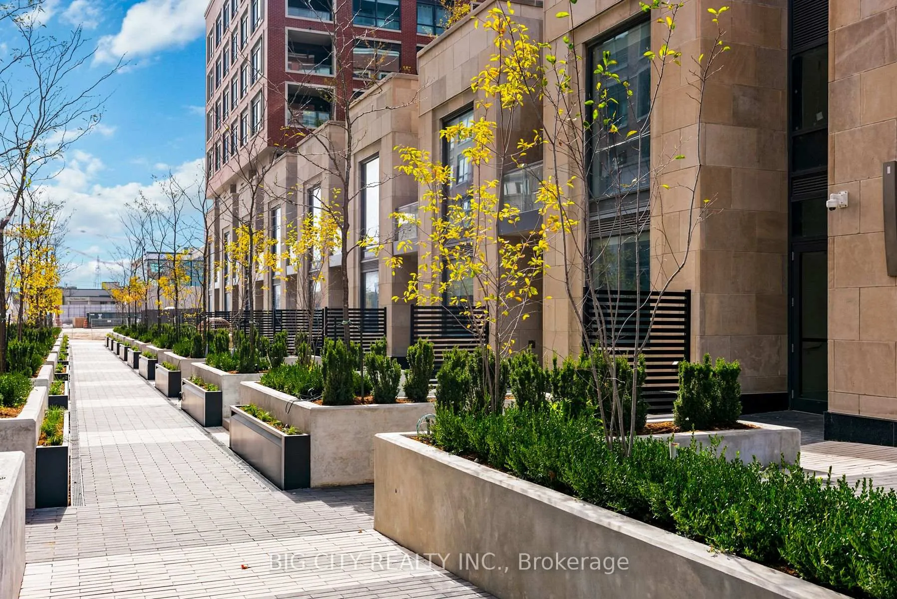 Photo 37 of Unit TH01, 33 Frederick Todd Way, Toronto, Thorncliffe Park — HOMEH