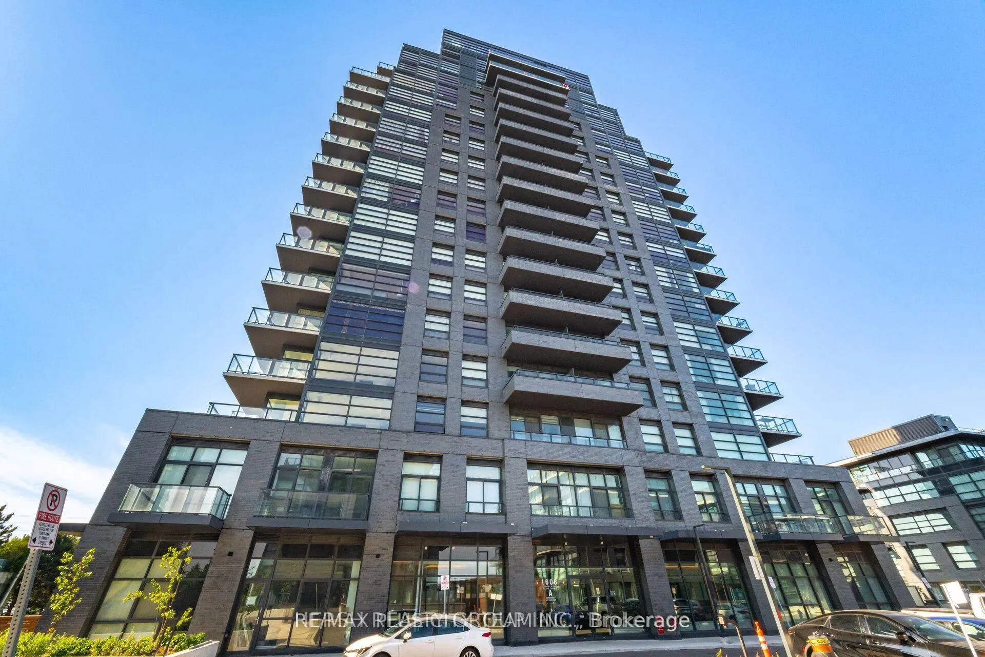 Photo 1 of Unit 412, 1604 Charles Street, Whitby, Port Whitby — HOMEH