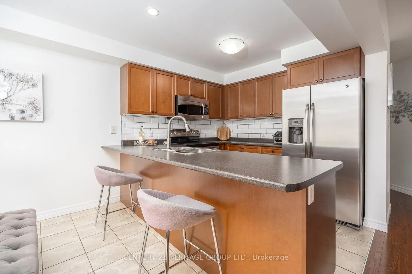 Photo 7 of 32 Hyslop Avenue, Hamilton, Rural Glanbrook — HOMEH