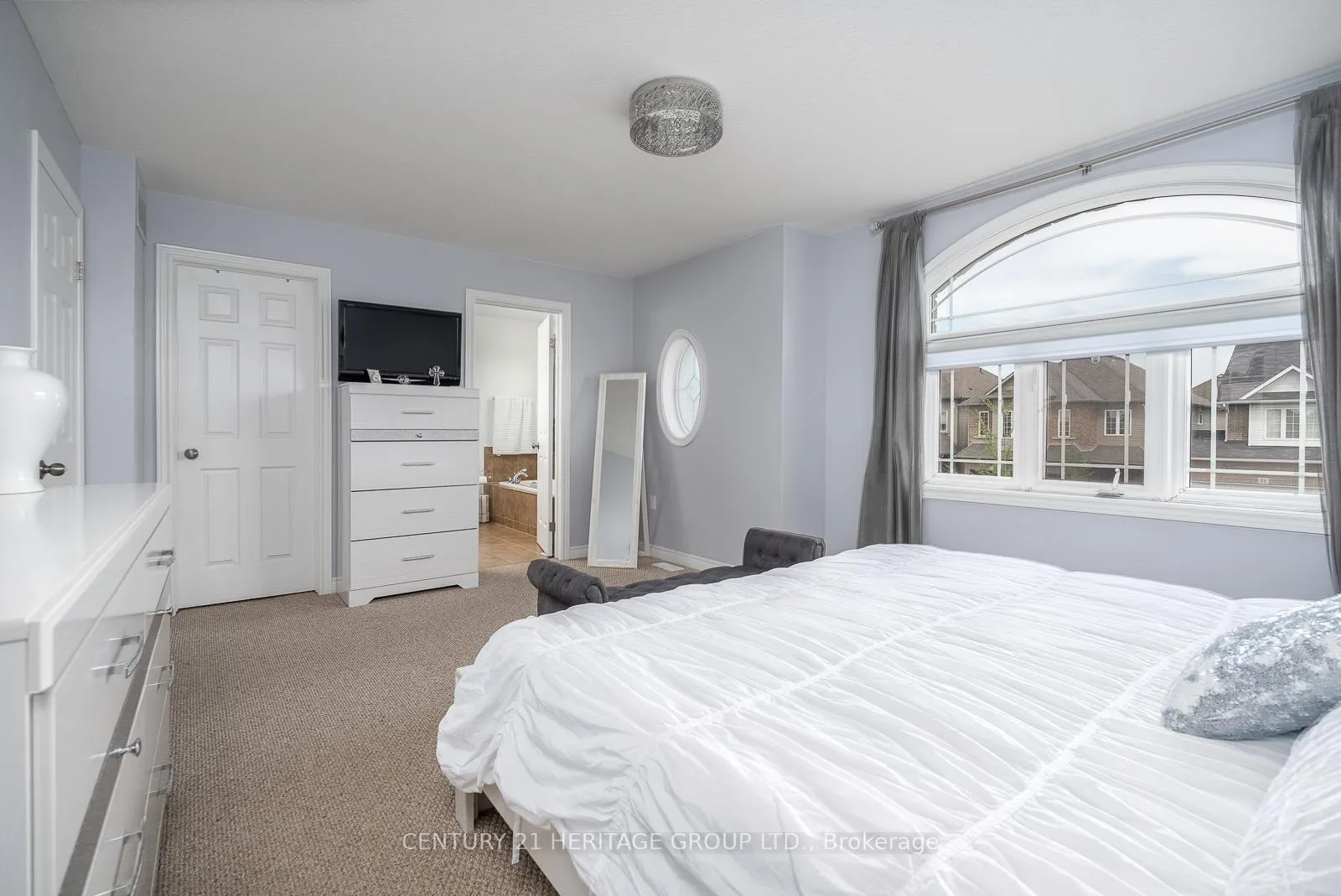 Photo 15 of 32 Hyslop Avenue, Hamilton, Rural Glanbrook — HOMEH
