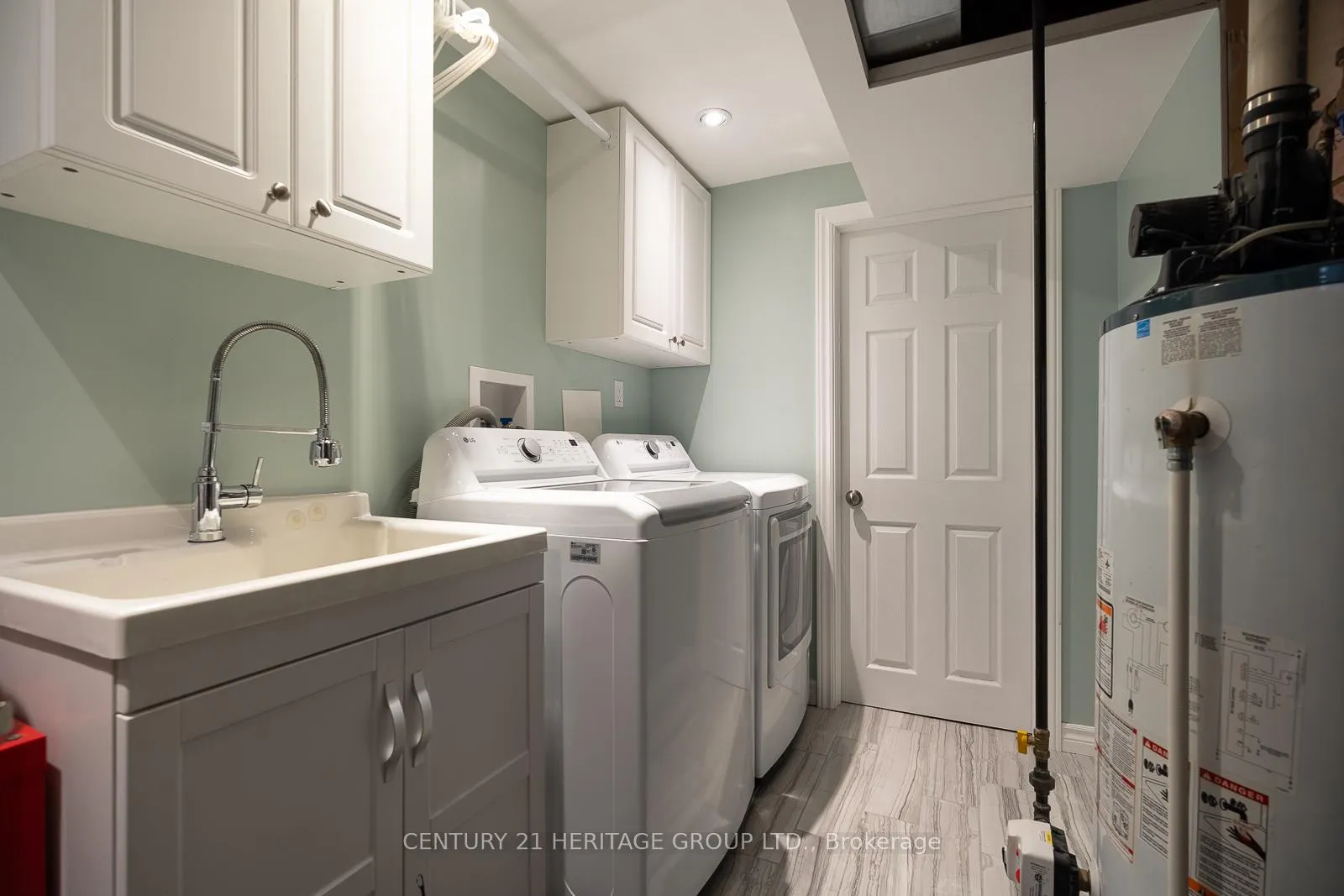 Photo 28 of 32 Hyslop Avenue, Hamilton, Rural Glanbrook — HOMEH