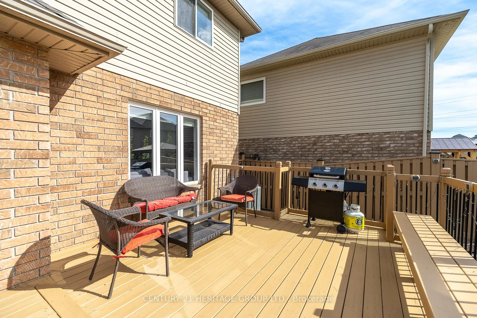 Photo 29 of 32 Hyslop Avenue, Hamilton, Rural Glanbrook — HOMEH