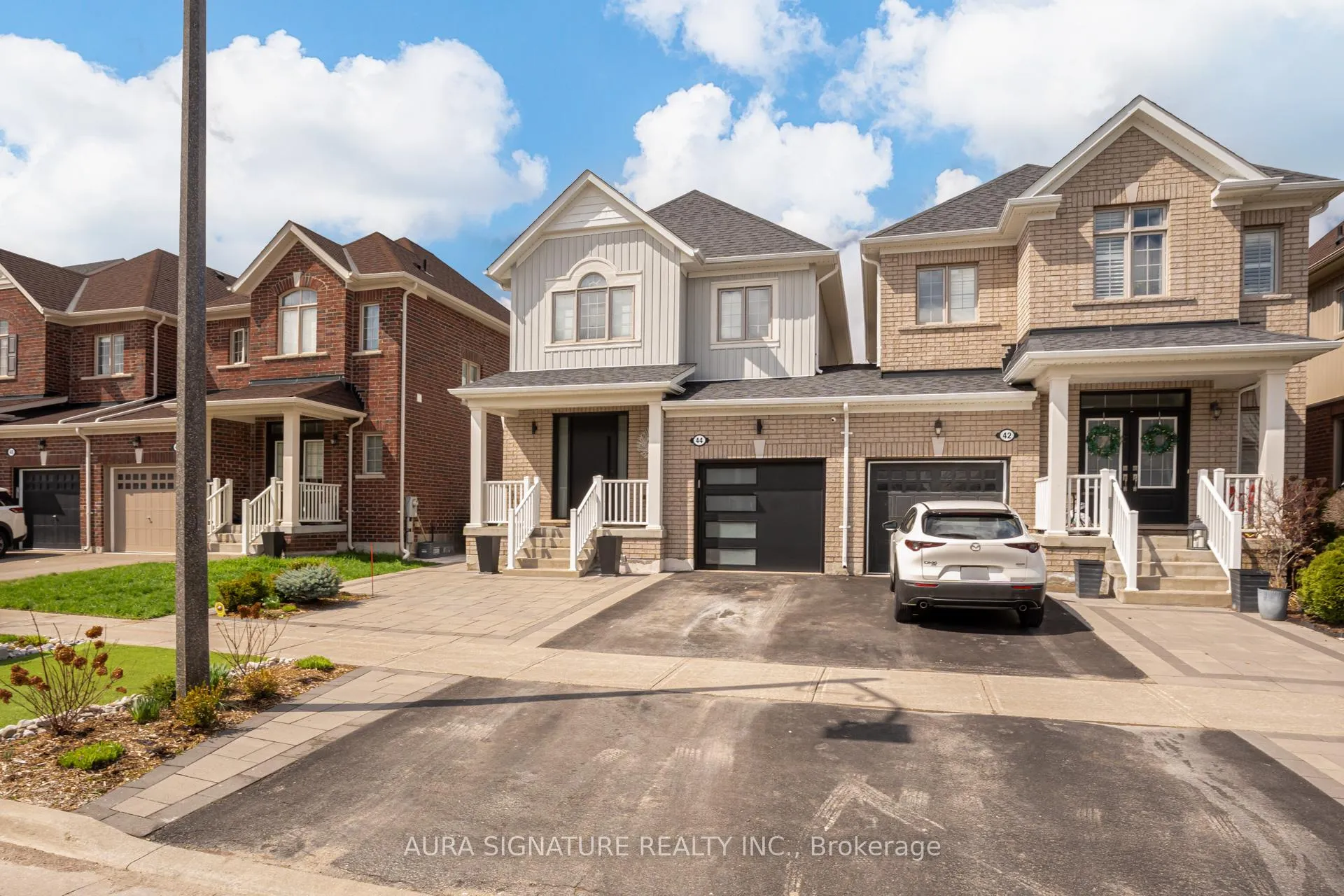 Photo 1 of 44 Mccabe Lane, New Tecumseth, Tottenham — HOMEH
