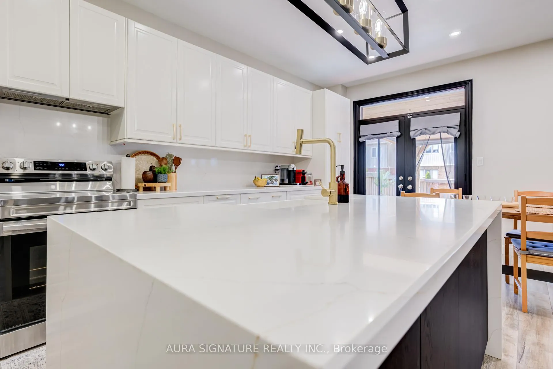 Photo 9 of 44 Mccabe Lane, New Tecumseth, Tottenham — HOMEH