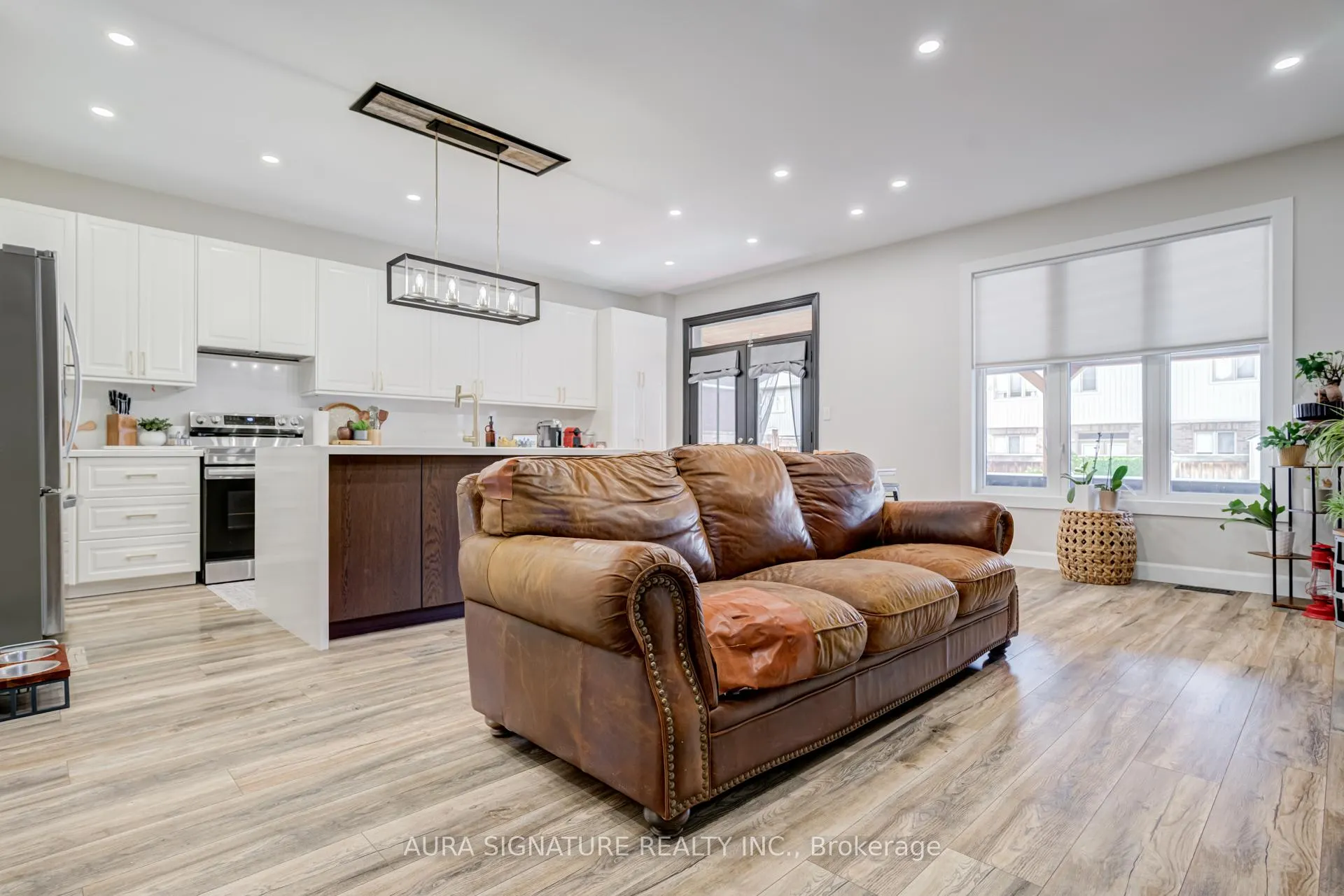 Photo 14 of 44 Mccabe Lane, New Tecumseth, Tottenham — HOMEH