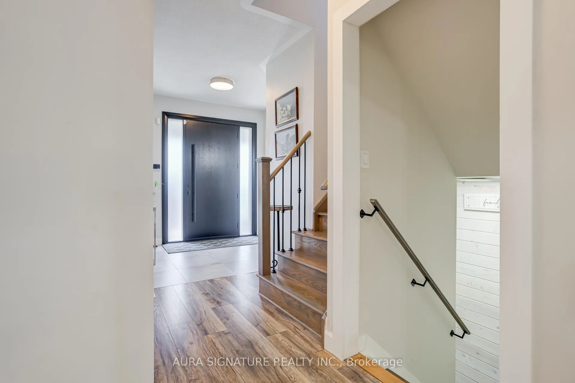 Photo 15 of 44 Mccabe Lane, New Tecumseth, Tottenham — HOMEH