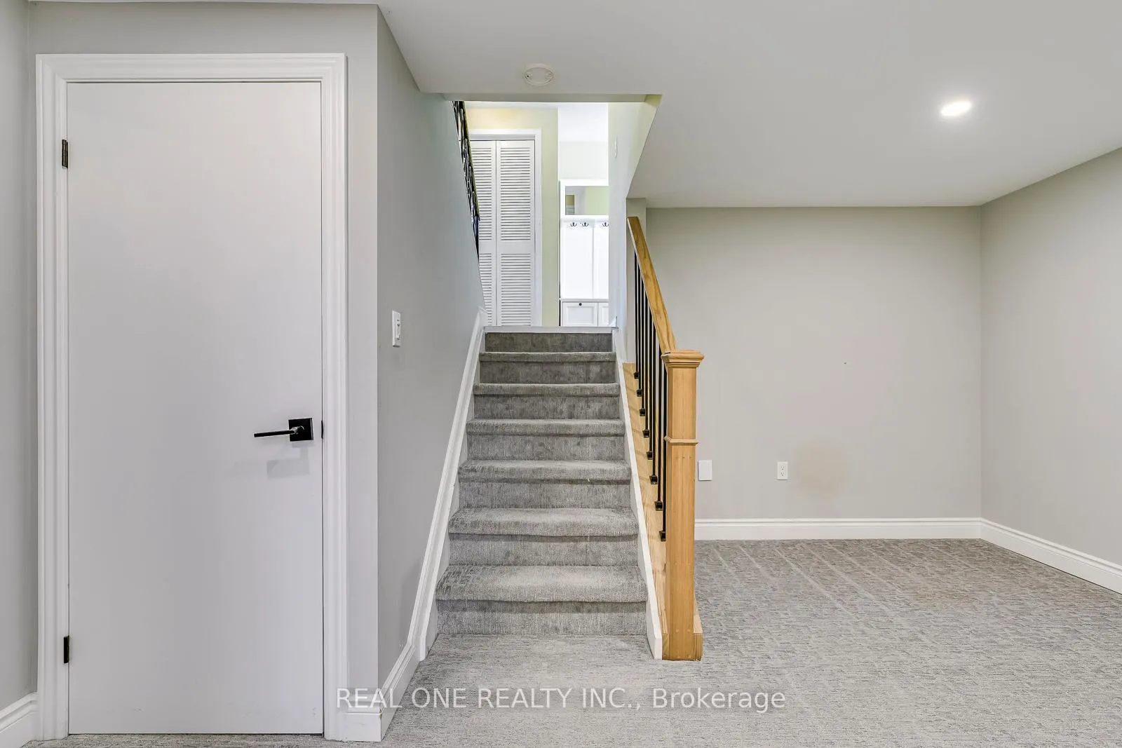 Photo 24 of 604 Bridle Wood, Burlington, Appleby — HOMEH