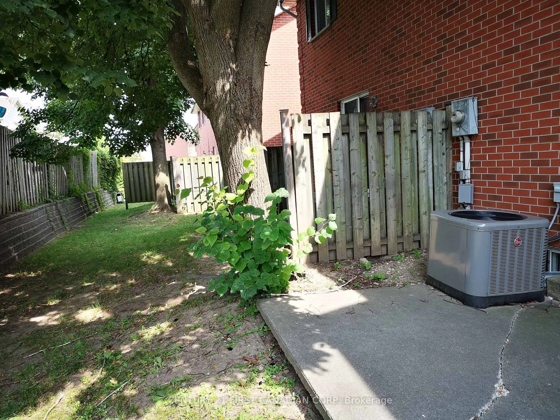 Photo 20 of Unit 21, 190 Fleming Drive, London, East D — HOMEH