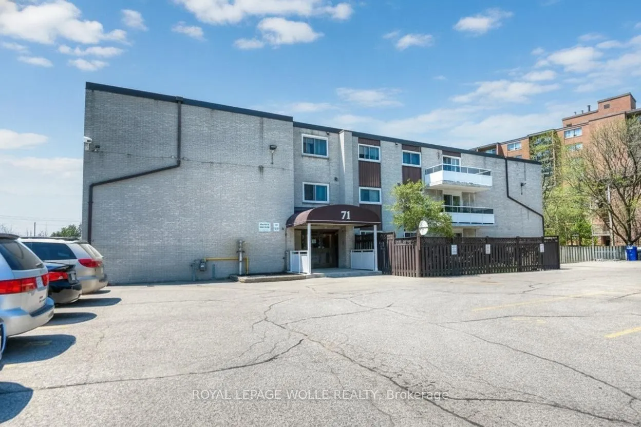 Photo 2 of Unit 301, 71 Vanier Drive, Kitchener — HOMEH