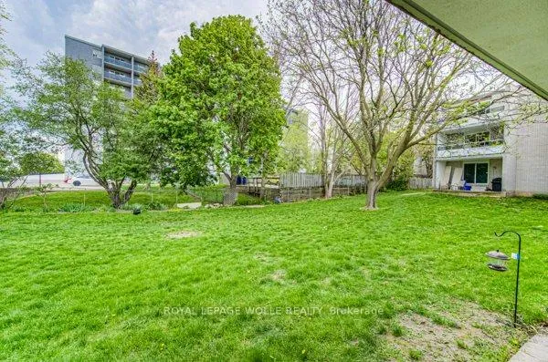 Photo 6 of Unit 301, 71 Vanier Drive, Kitchener — HOMEH