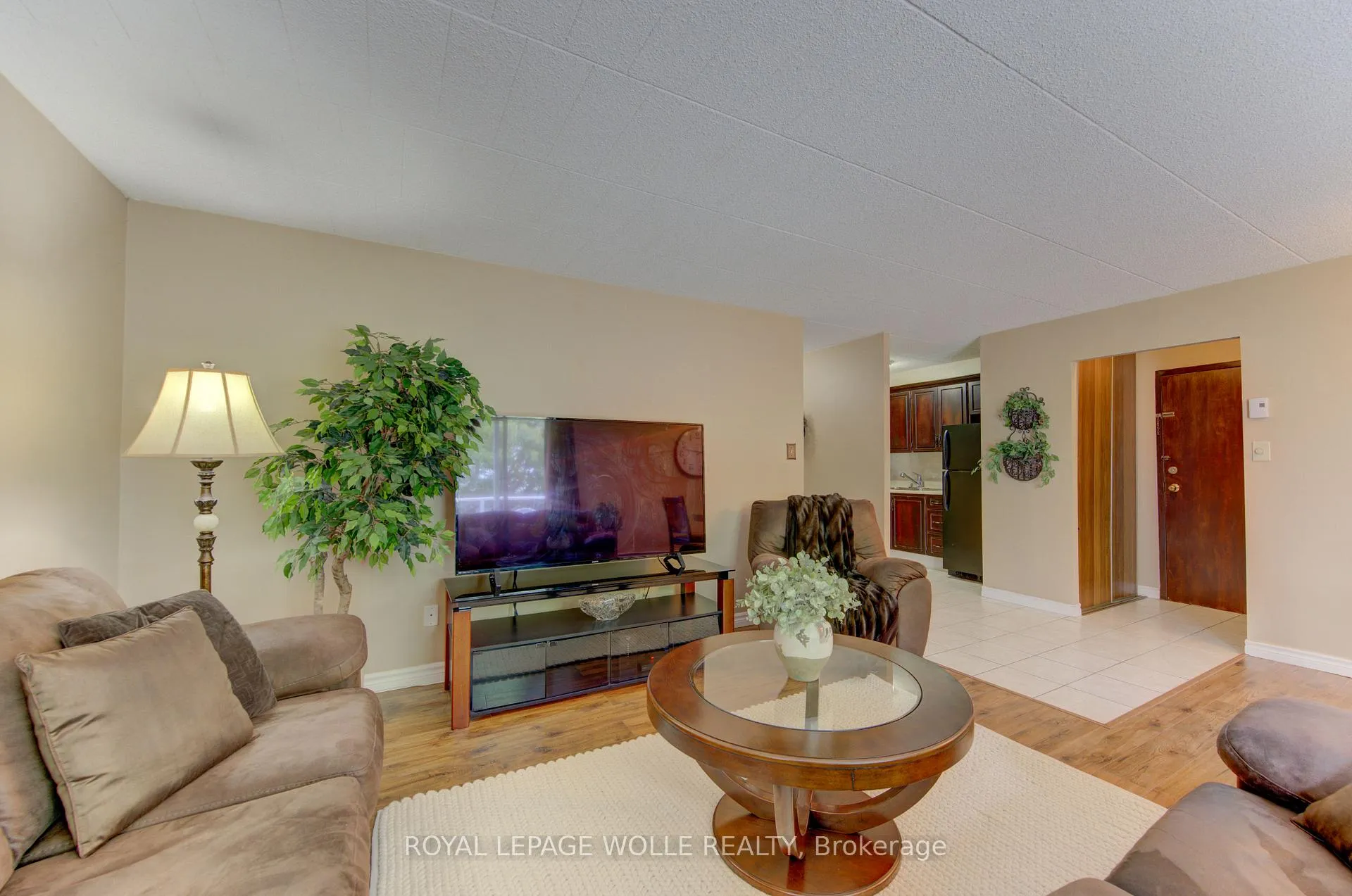 Photo 11 of Unit 301, 71 Vanier Drive, Kitchener — HOMEH