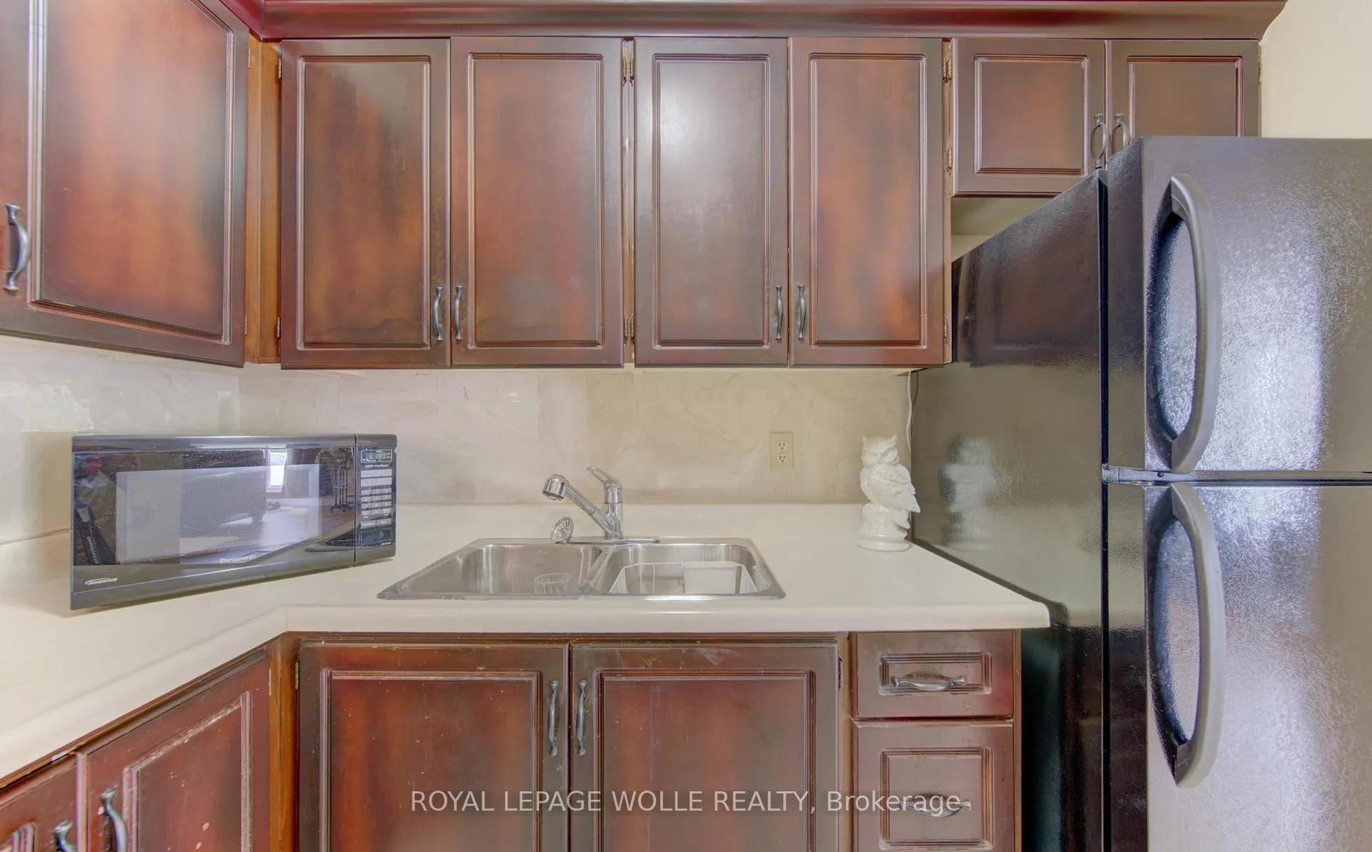 Photo 16 of Unit 301, 71 Vanier Drive, Kitchener — HOMEH