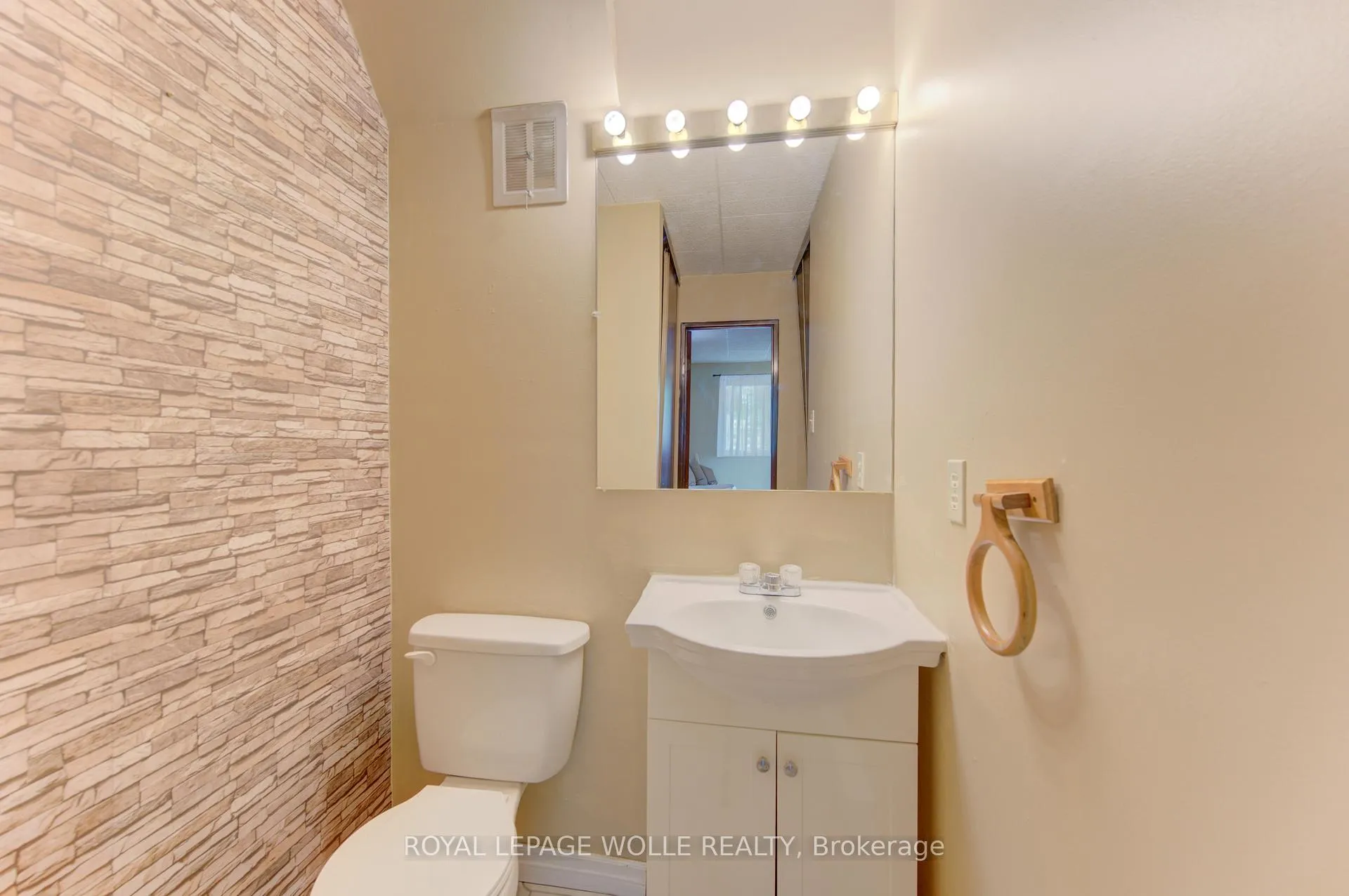 Photo 22 of Unit 301, 71 Vanier Drive, Kitchener — HOMEH