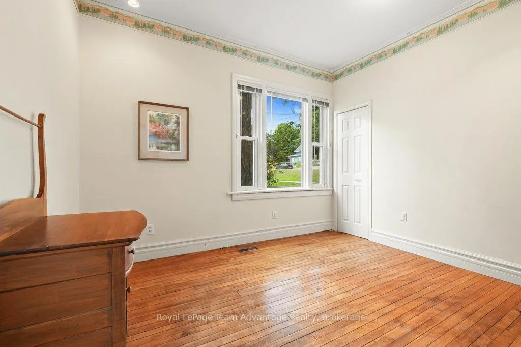 Photo 10 of 35 William Street, Parry Sound — HOMEH