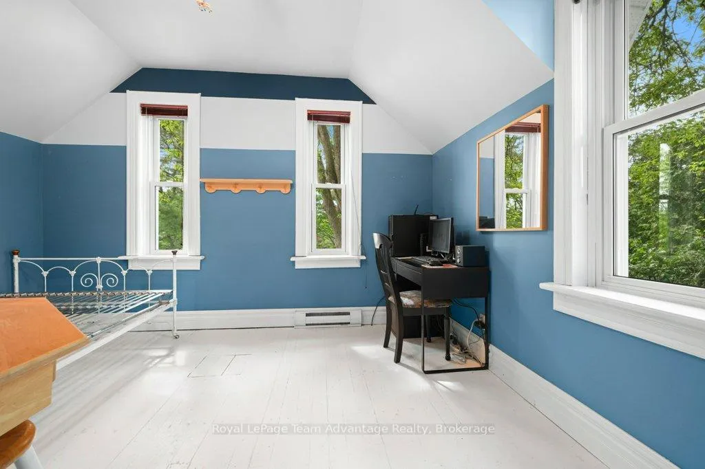 Photo 26 of 35 William Street, Parry Sound — HOMEH
