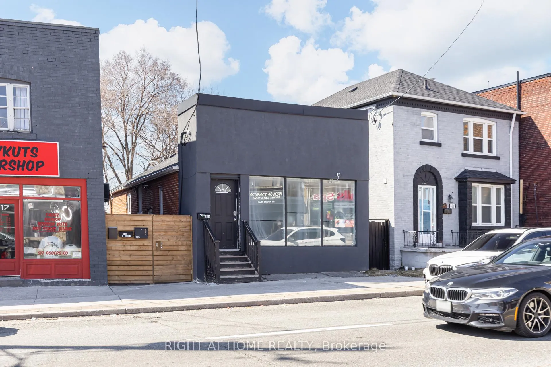 Photo 1 of 519 Rogers Road, Toronto, Keelesdale-Eglinton West — HOMEH