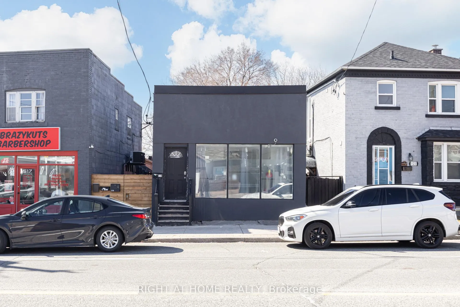 Photo 2 of 519 Rogers Road, Toronto, Keelesdale-Eglinton West — HOMEH